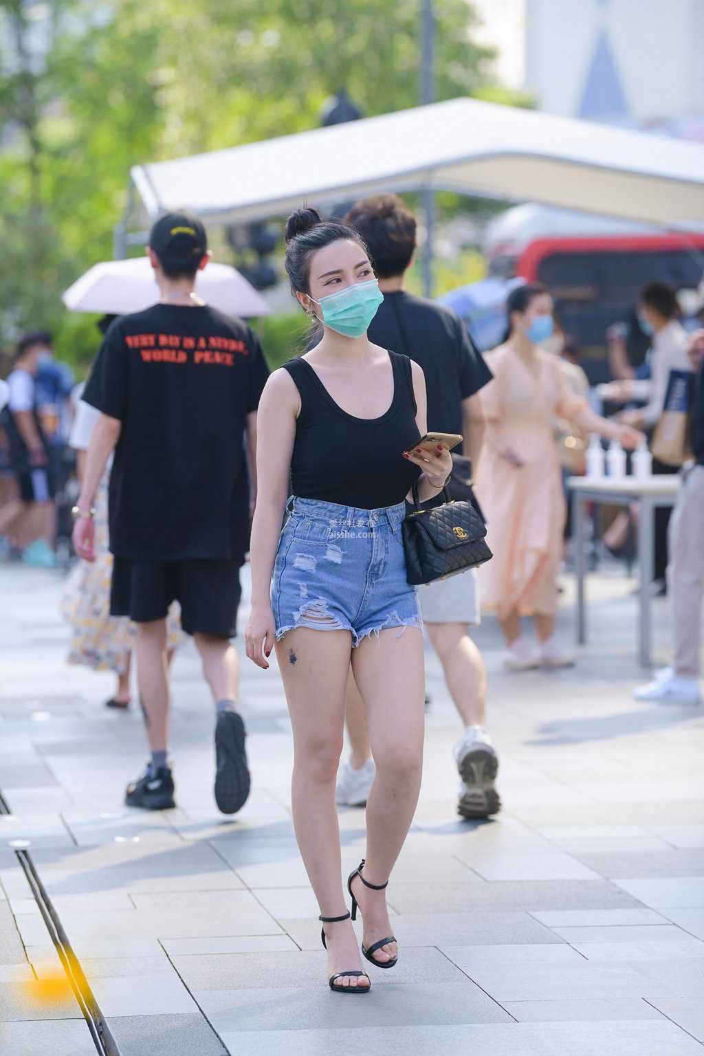 精选街拍作品 NO.1436 高腰热裤美女-美图