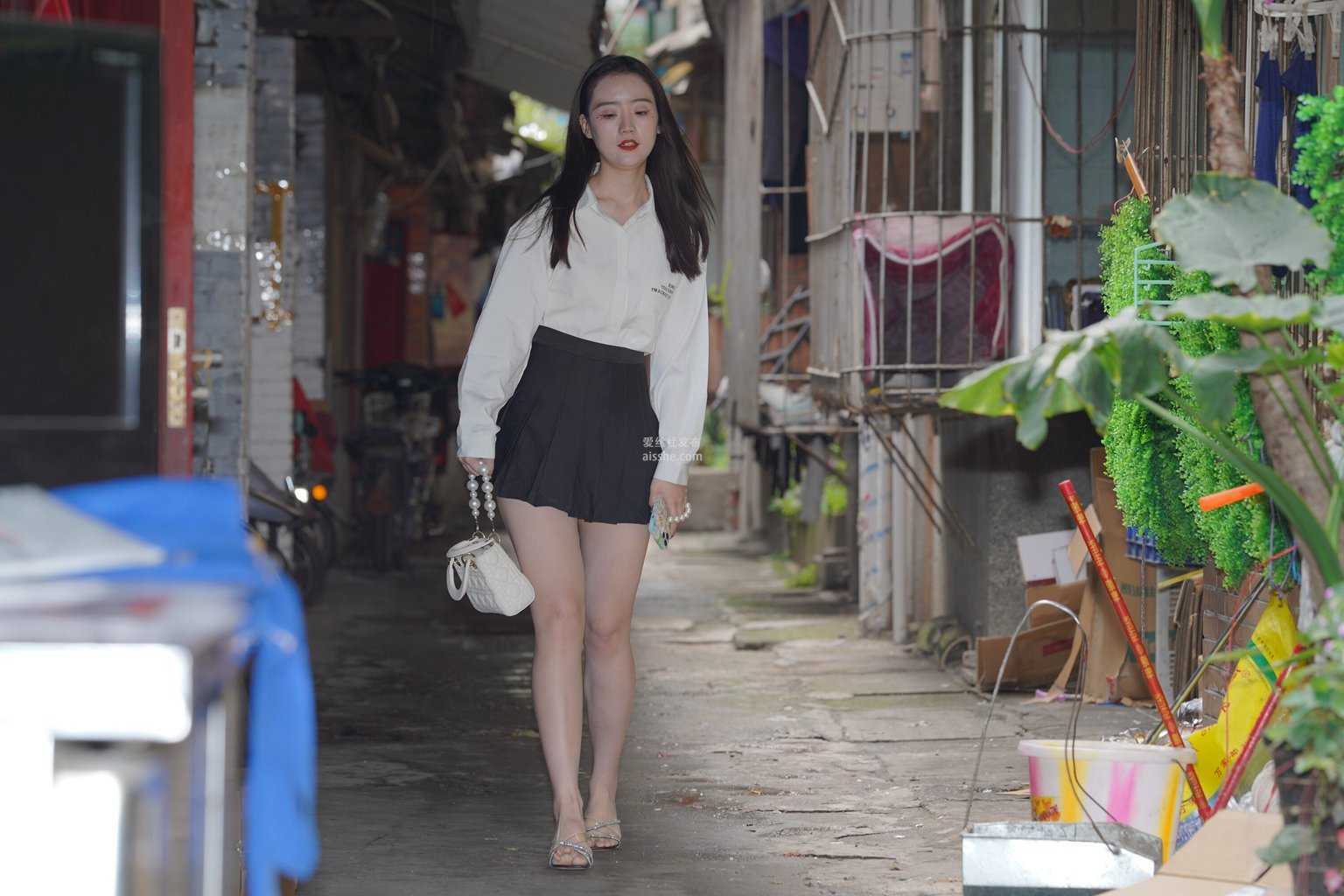 精选街拍作品 NO.1561 百褶裙美女4-美图