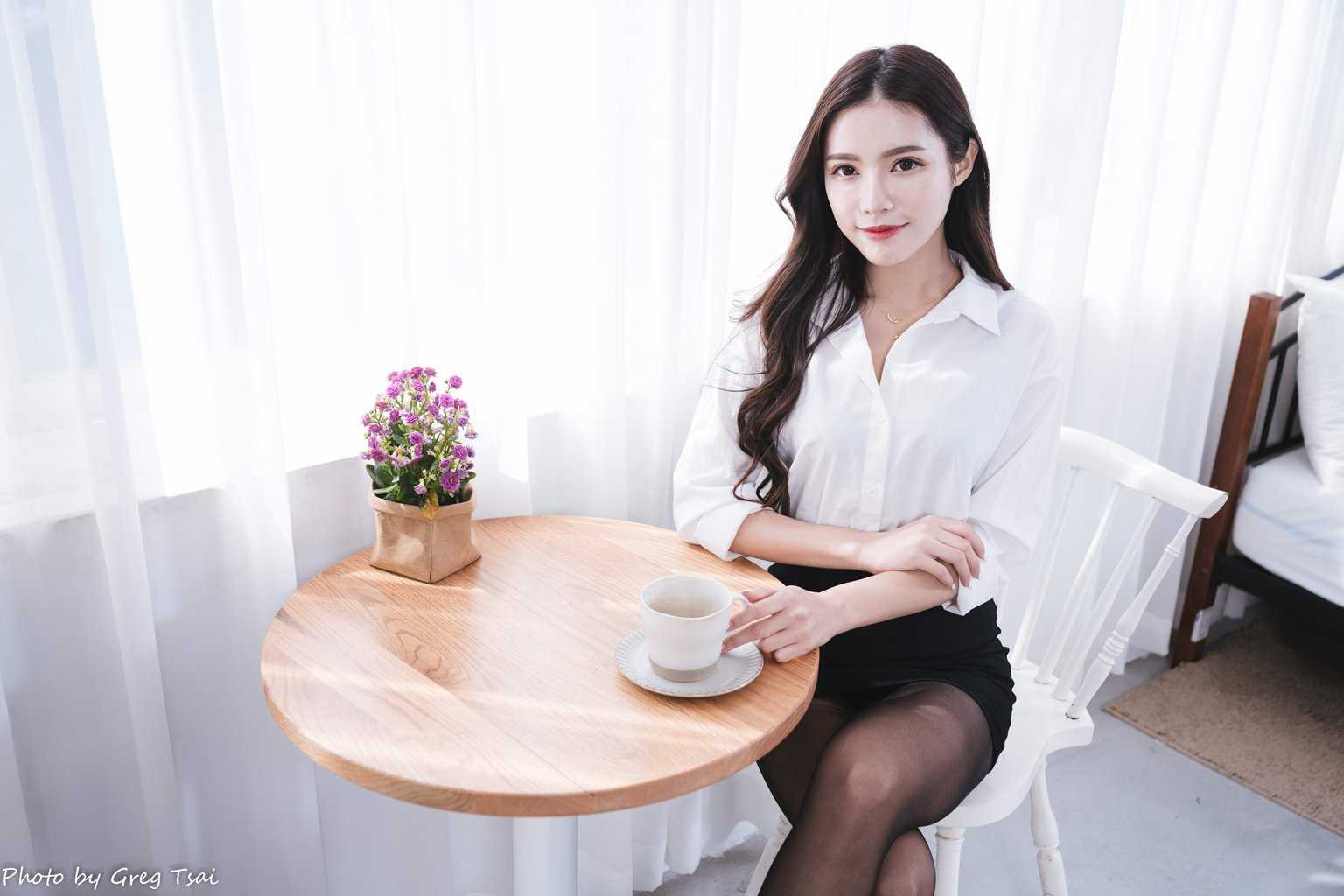 精选模拍作品 NO.203 黃書庭 OL黑絲高跟-美图