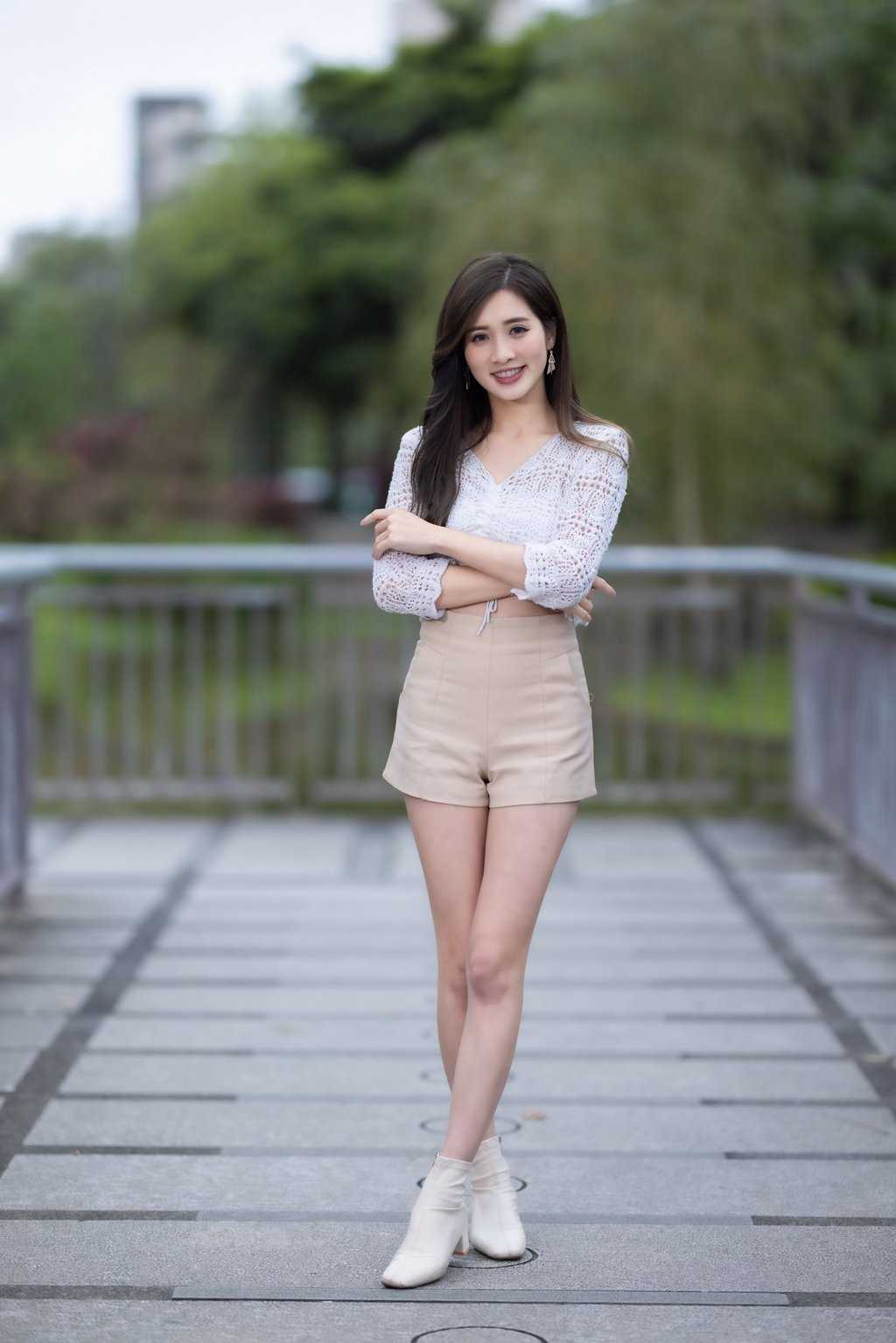 精选模拍作品 NO.218 張筠 短褲短靴-美图