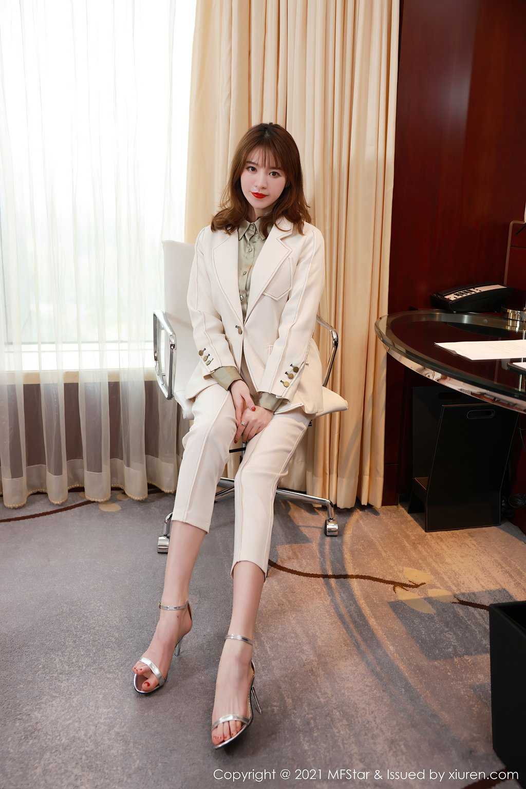 [MFStar模范学苑] 2021.04.23 Vol.485 yoo优优-美图