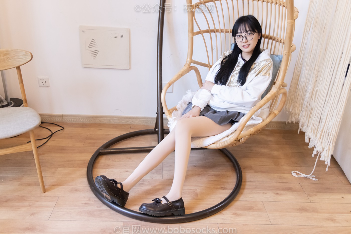 图片[3]-[BoBoSocks袜啵啵]NO.047 稚予-皮鞋、厚肉丝 [131P/1V/7.17GB]-美图