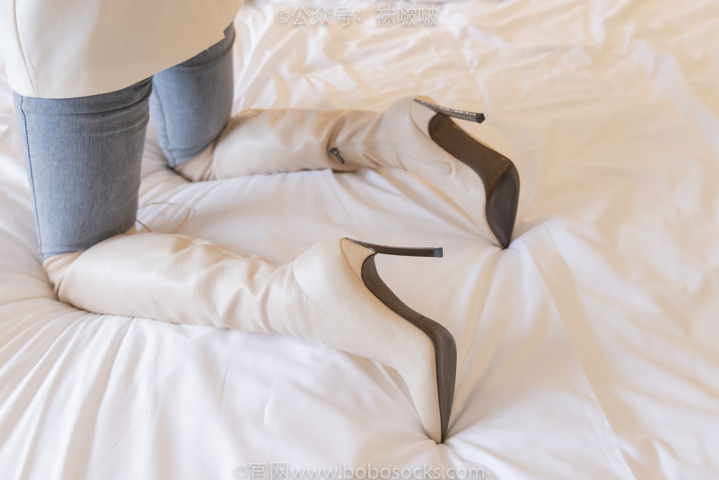 图片[1]-[BoBoSocks袜啵啵]NO.050 小甜豆-高跟长靴、白棉袜 [175P/1V/8.02GB]-美图