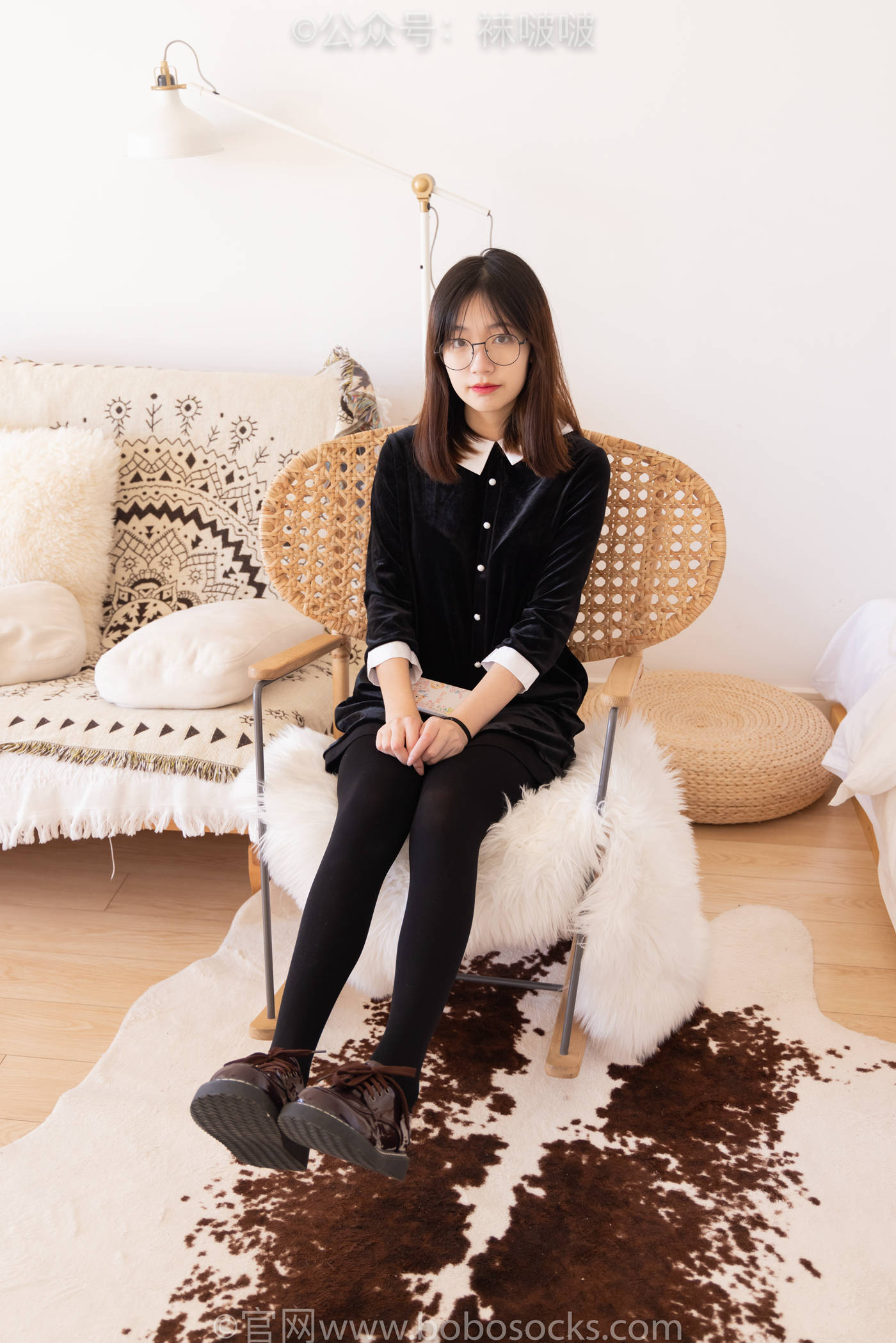 图片[3]-[BoBoSocks袜啵啵]NO.053 小甜豆-皮鞋、厚黑丝、黑色蕾SI船袜 [143P/1V/7.91GB]-美图