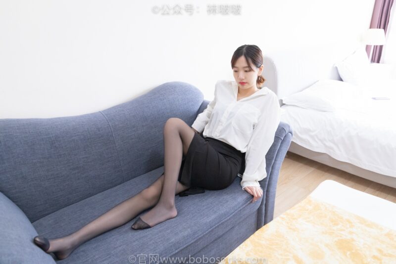 [BoBoSocks袜啵啵]NO.017 小甜豆-OL至服、高跟鞋、黑丝 [131P/1V/3.73GB]-美图
