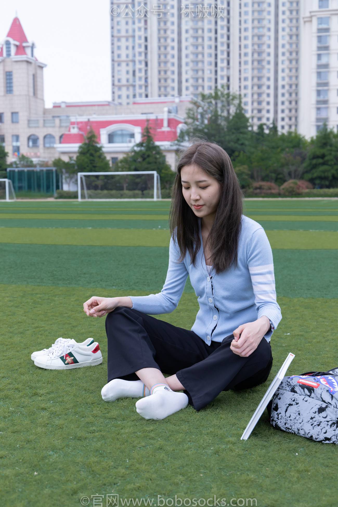 图片[4]-[BoBoSocks袜啵啵]NO.021 泡芙-板鞋、白棉袜、裸足 [131P/1V/3.12GB]-美图