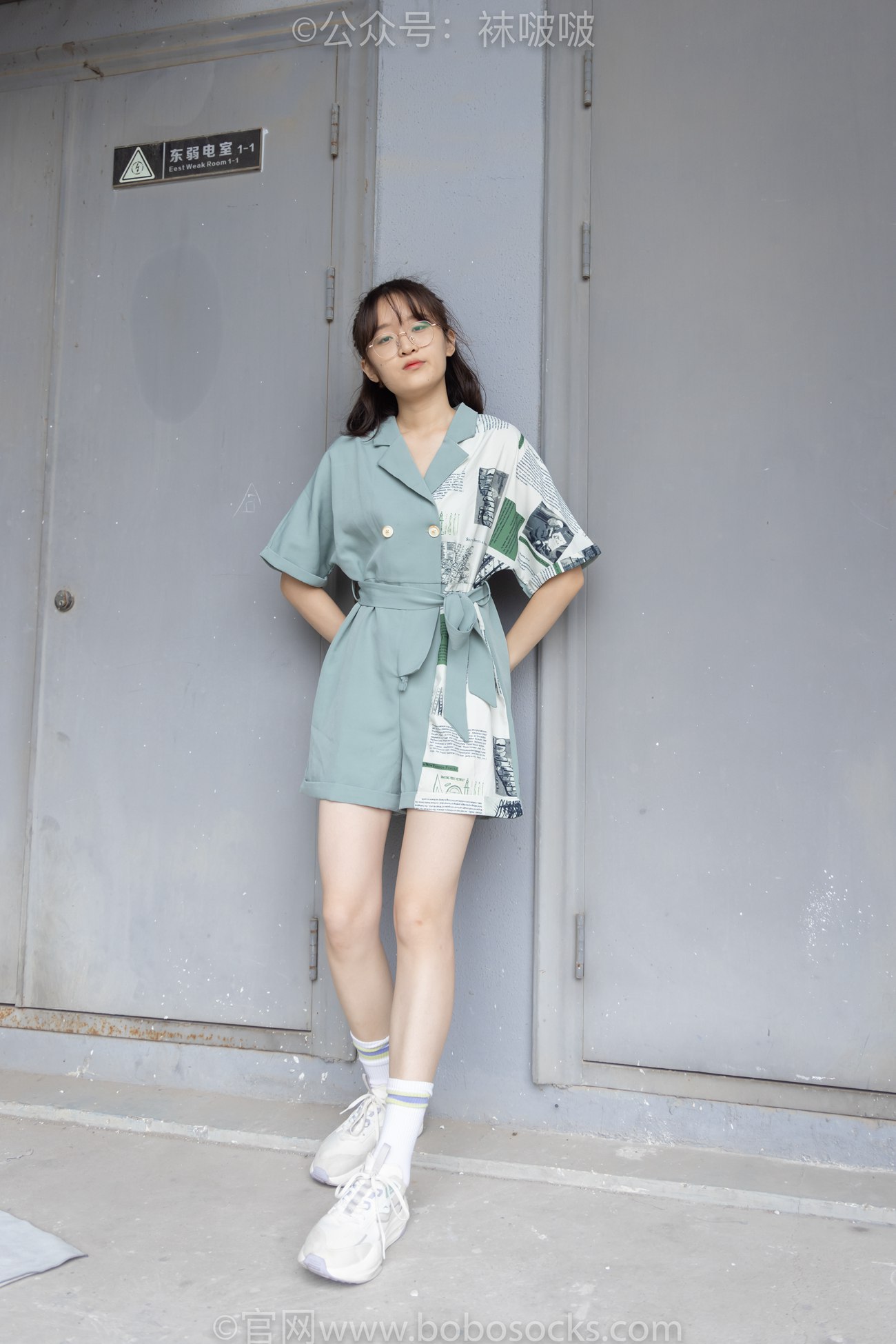 图片[2]-[BoBoSocks袜啵啵]NO.025 熊熊-安踏运动鞋、白色棉袜（踩脏）、裸足 [146P/1V/5.23GB]-美图