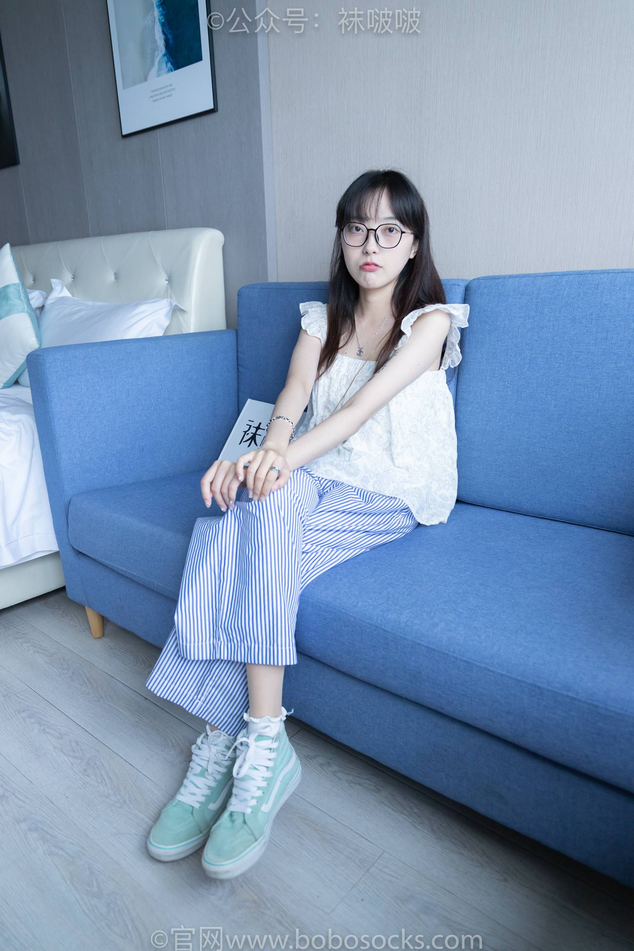 图片[2]-[BoBoSocks袜啵啵]NO.027 稚予- vans、白色棉袜、肉丝 [136P/1V/3.35GB]-美图