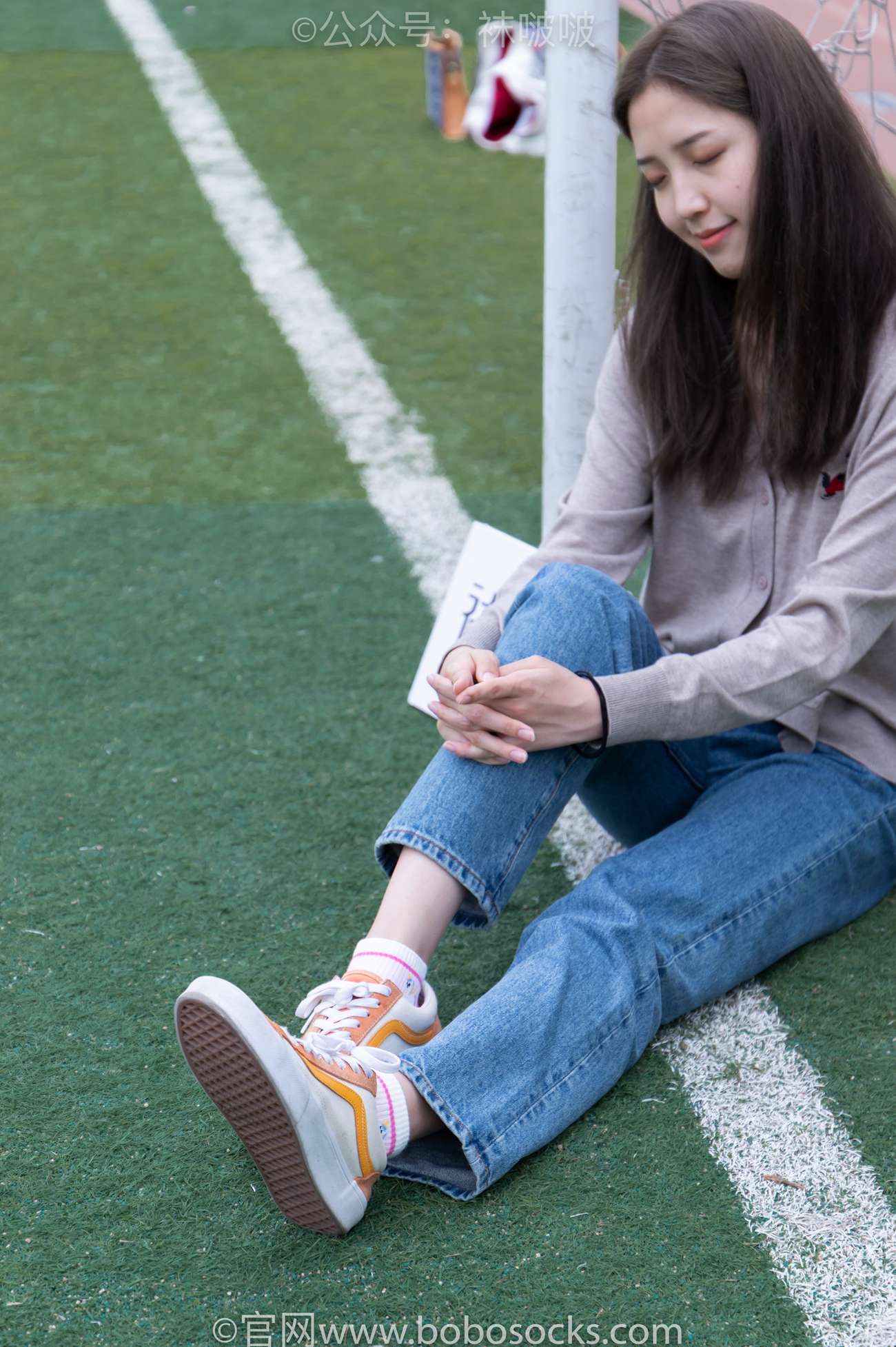 图片[1]-[BoBoSocks袜啵啵]NO.004 泡芙-vans帆布鞋、白棉袜、裸足 [127P/1V/3.26GB]-美图