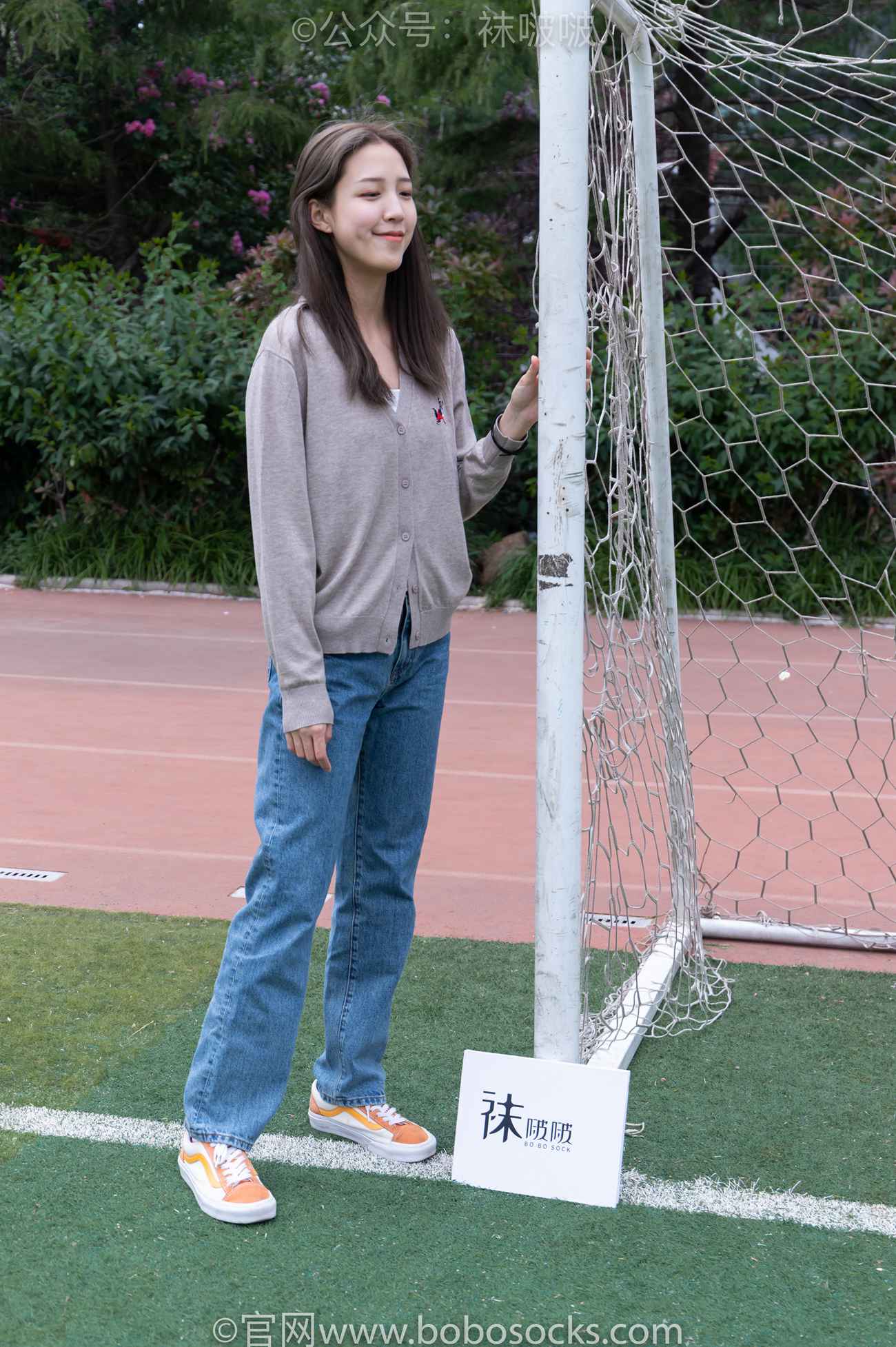 图片[2]-[BoBoSocks袜啵啵]NO.004 泡芙-vans帆布鞋、白棉袜、裸足 [127P/1V/3.26GB]-美图