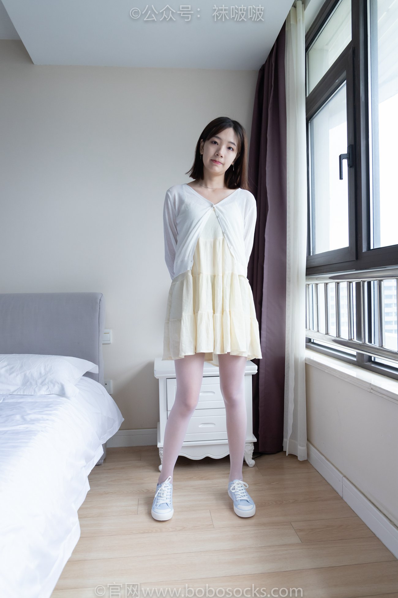 图片[2]-[BoBoSocks袜啵啵]NO.005 小甜豆-帆布鞋、薄白丝 [133P/1V/3.14GB]-美图