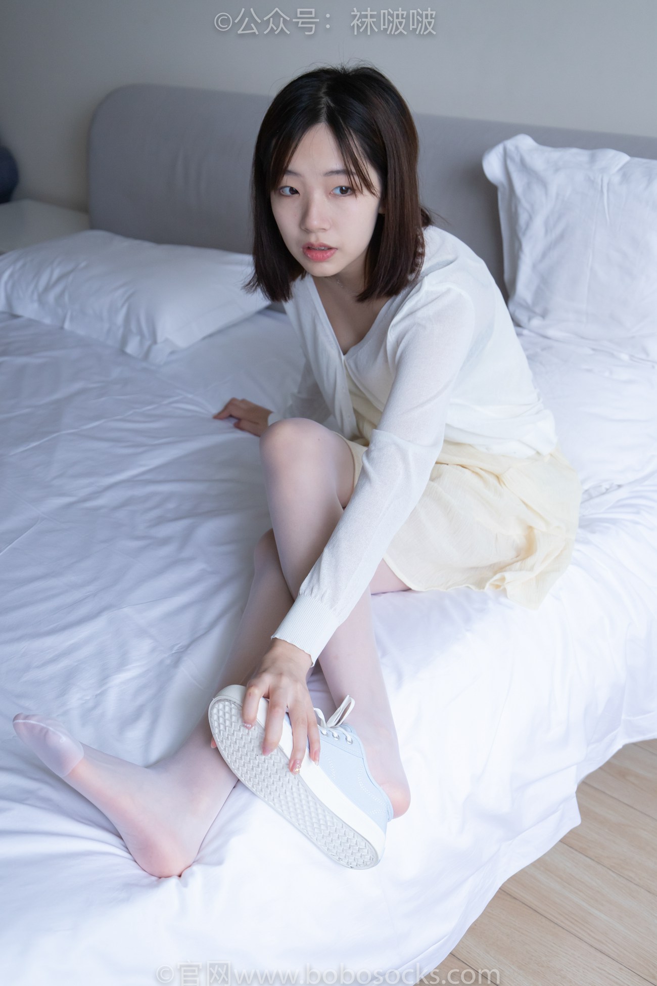图片[4]-[BoBoSocks袜啵啵]NO.005 小甜豆-帆布鞋、薄白丝 [133P/1V/3.14GB]-美图