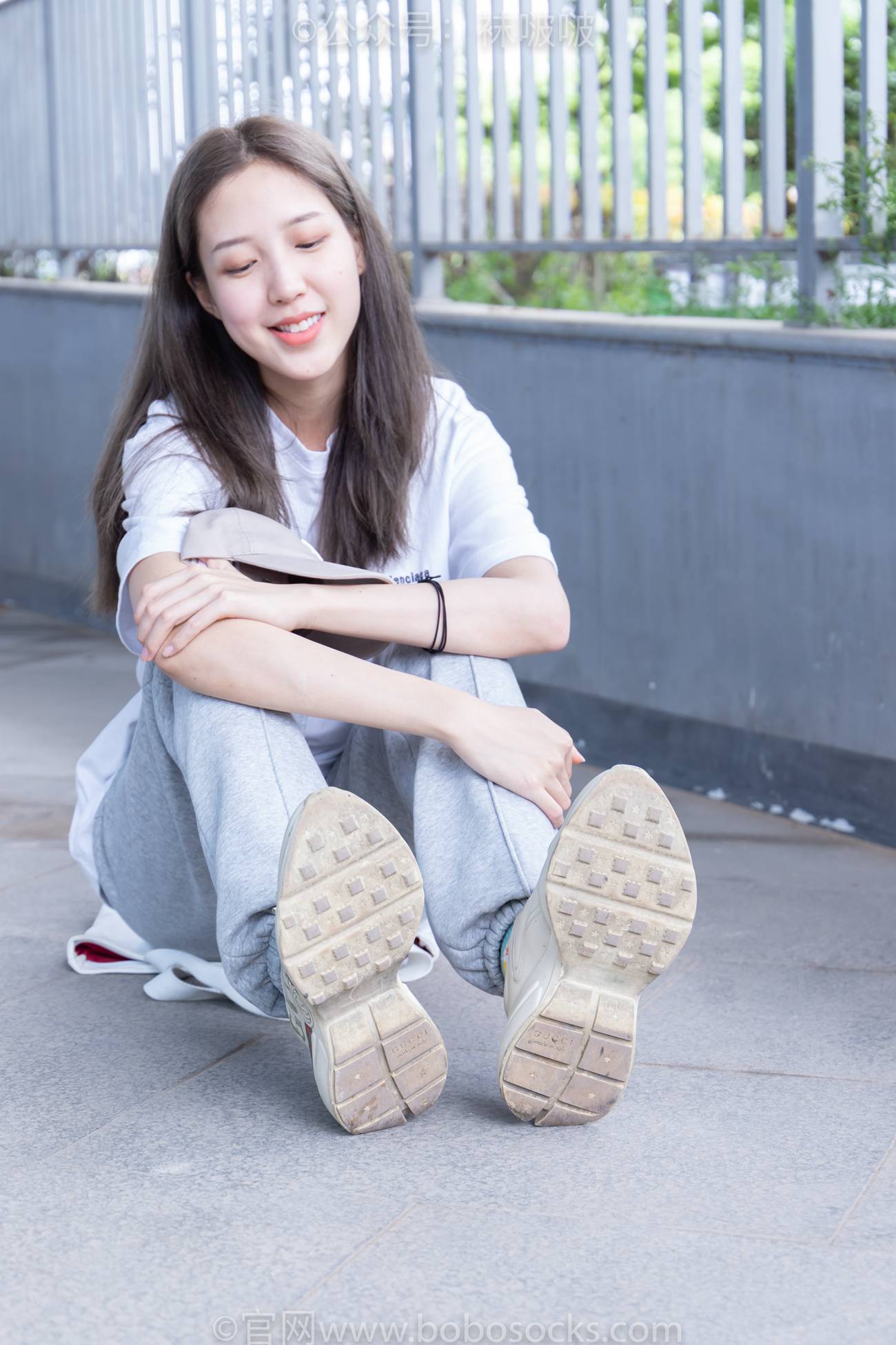 图片[3]-[BoBoSocks袜啵啵]NO.012 泡芙-运动鞋、白棉袜、裸足 [132P/1V/3.65GB]-美图