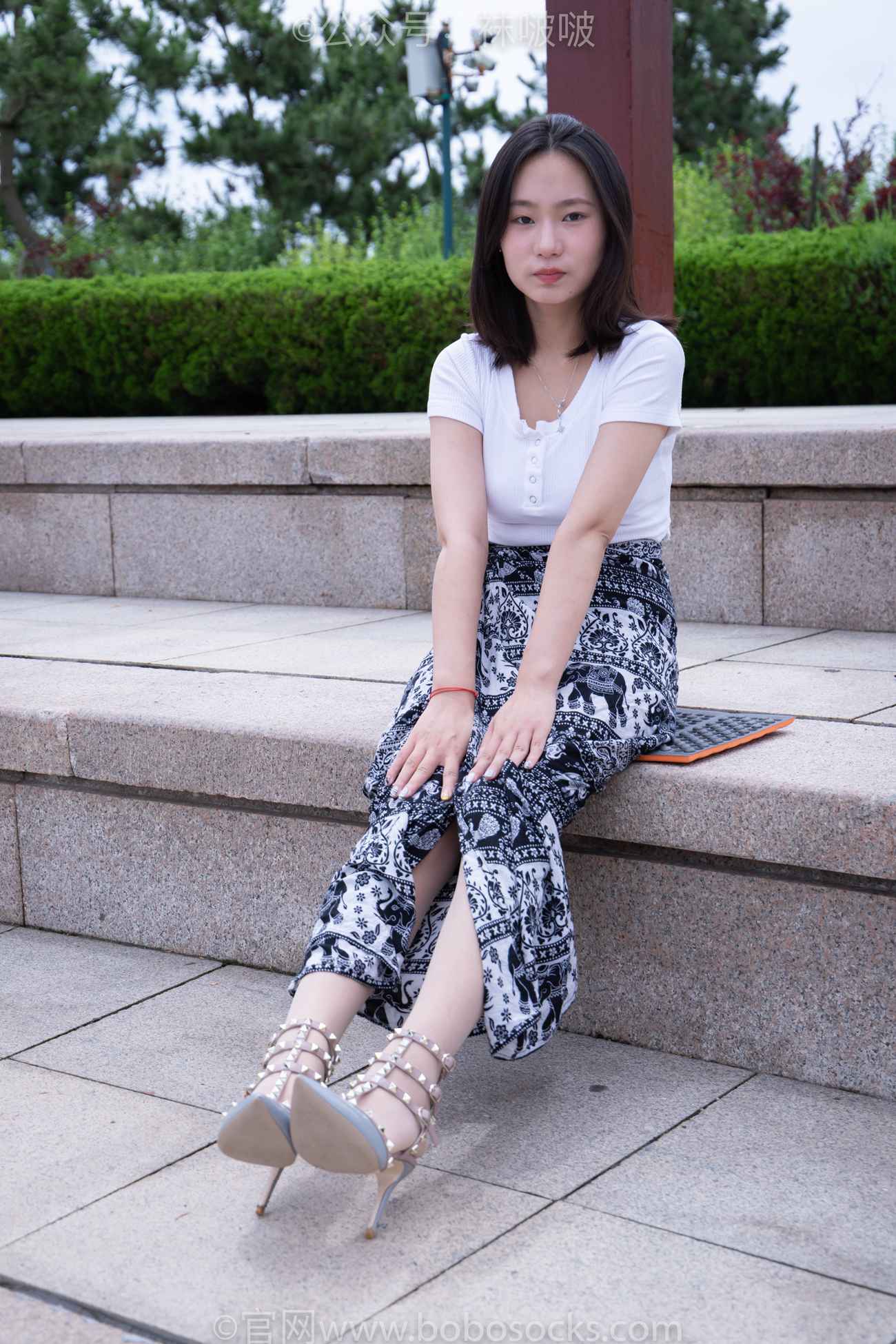图片[3]-[BoBoSocks袜啵啵]NO.014 思思-华伦天奴高跟鞋、肉丝 [140P/1V/6.17GB]-美图