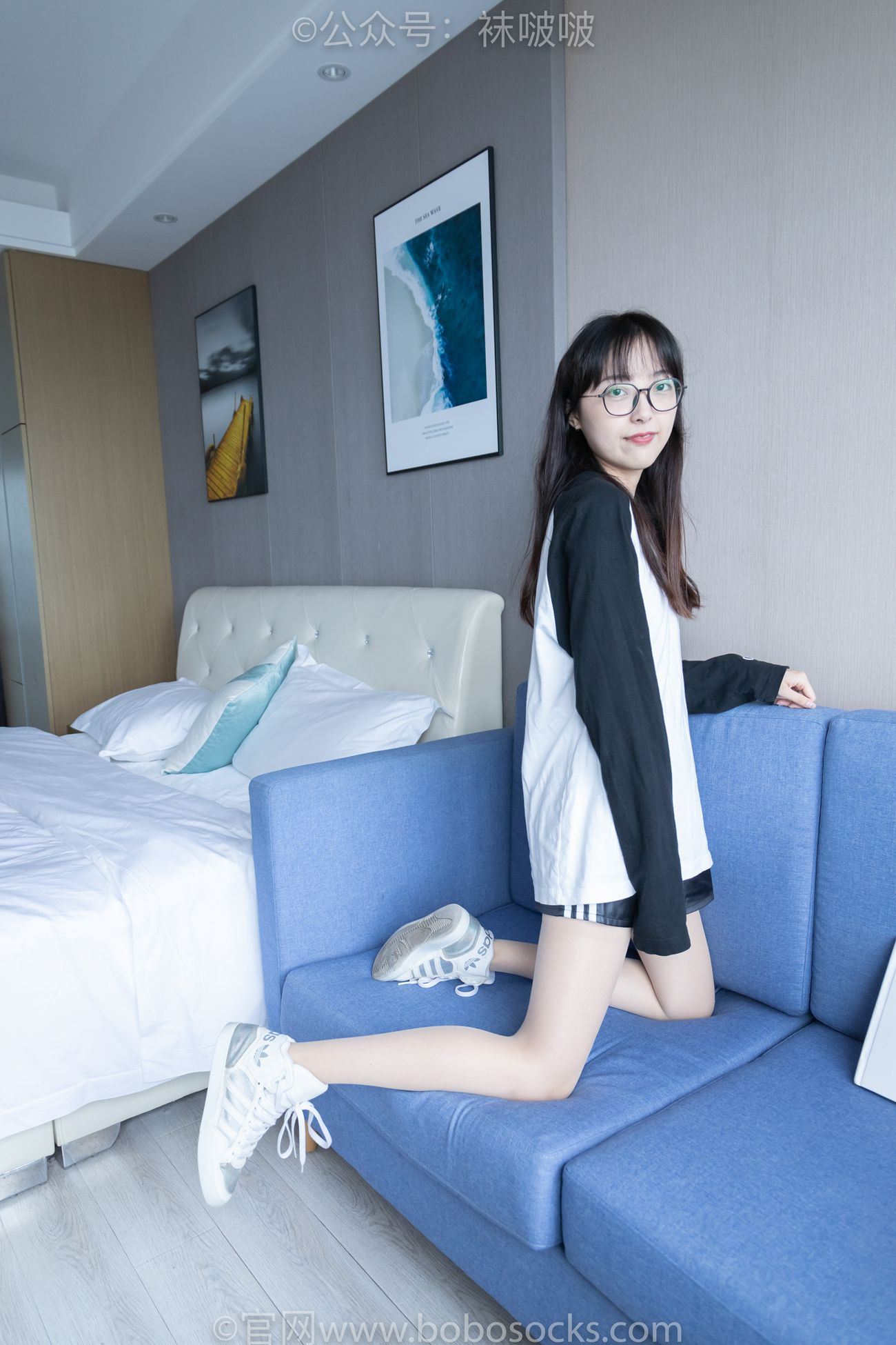 图片[3]-[BoBoSocks袜啵啵]NO.015 稚予-阿迪板鞋、白色短棉袜、肉丝 [135P/1V/3.05GB]-美图