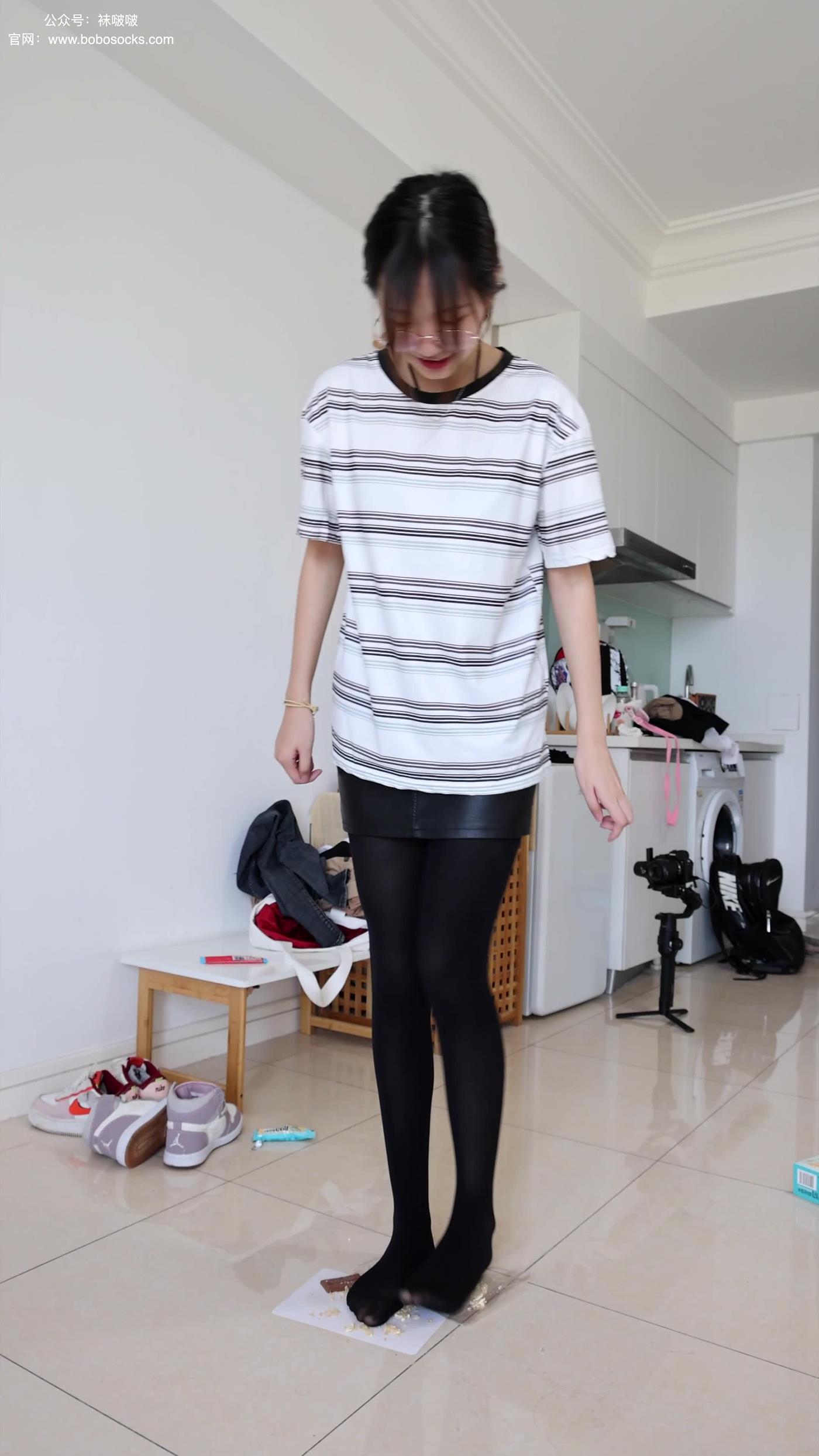 图片[3]-[BoBoSocks袜啵啵]积分限定作品 NO.001 小甜豆-平底鞋、厚黑丝、厚肉丝、踩东西剧情[44P/1V/814MB]-美图
