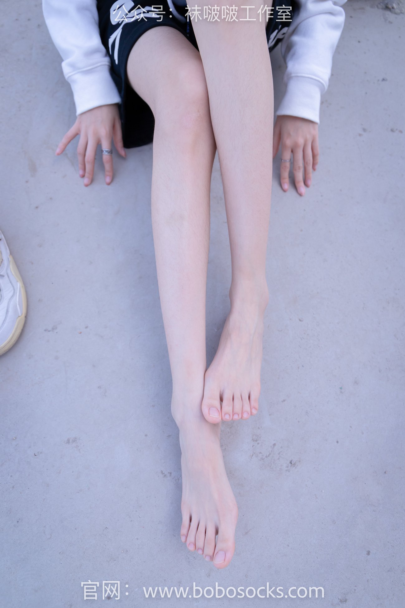 图片[1]-[BoBoSocks袜啵啵]NO.103 稚予-AJ篮球鞋、白棉袜、裸足[134P/1V/2.52GB]-美图