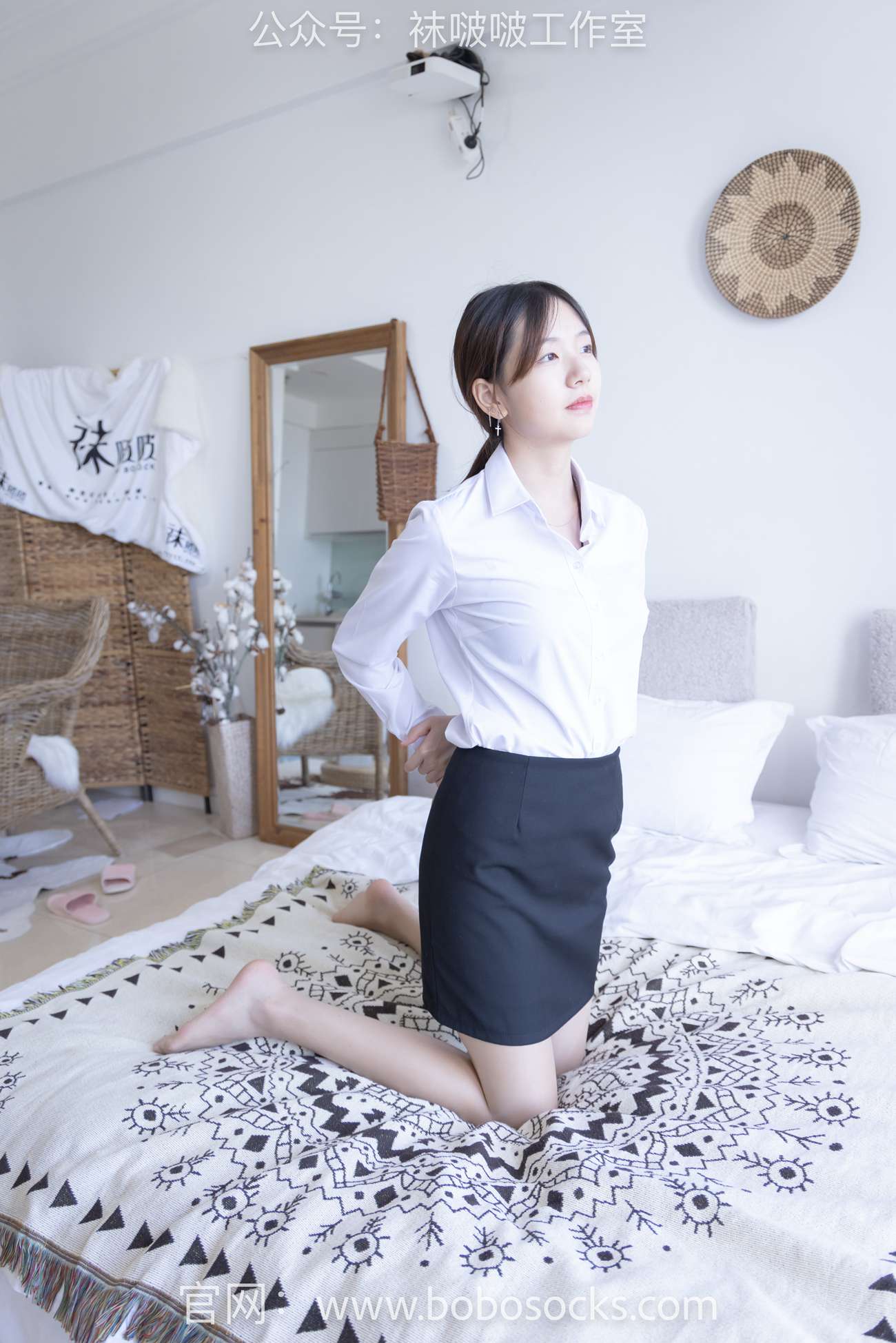 图片[1]-[BoBoSocks袜啵啵]NO.111 小甜豆-高跟鞋、油亮肉丝[134P/1V/5.82GB]-美图