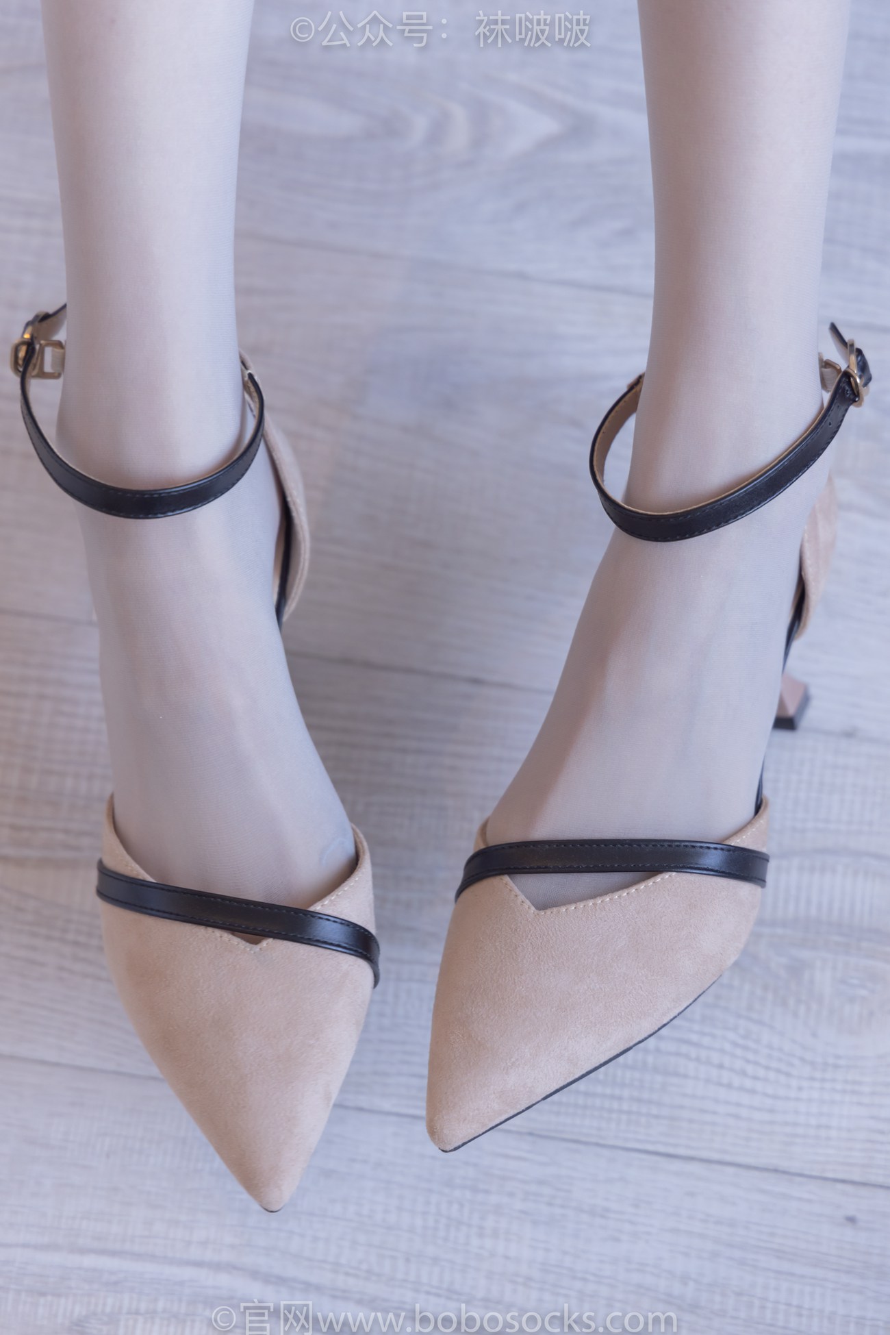 图片[4]-[BoBoSocks袜啵啵]NO.083 稚予-高跟鞋、凉鞋、白丝、裸足涂白色指甲油剧情[140P/1V/6.11GB]-美图