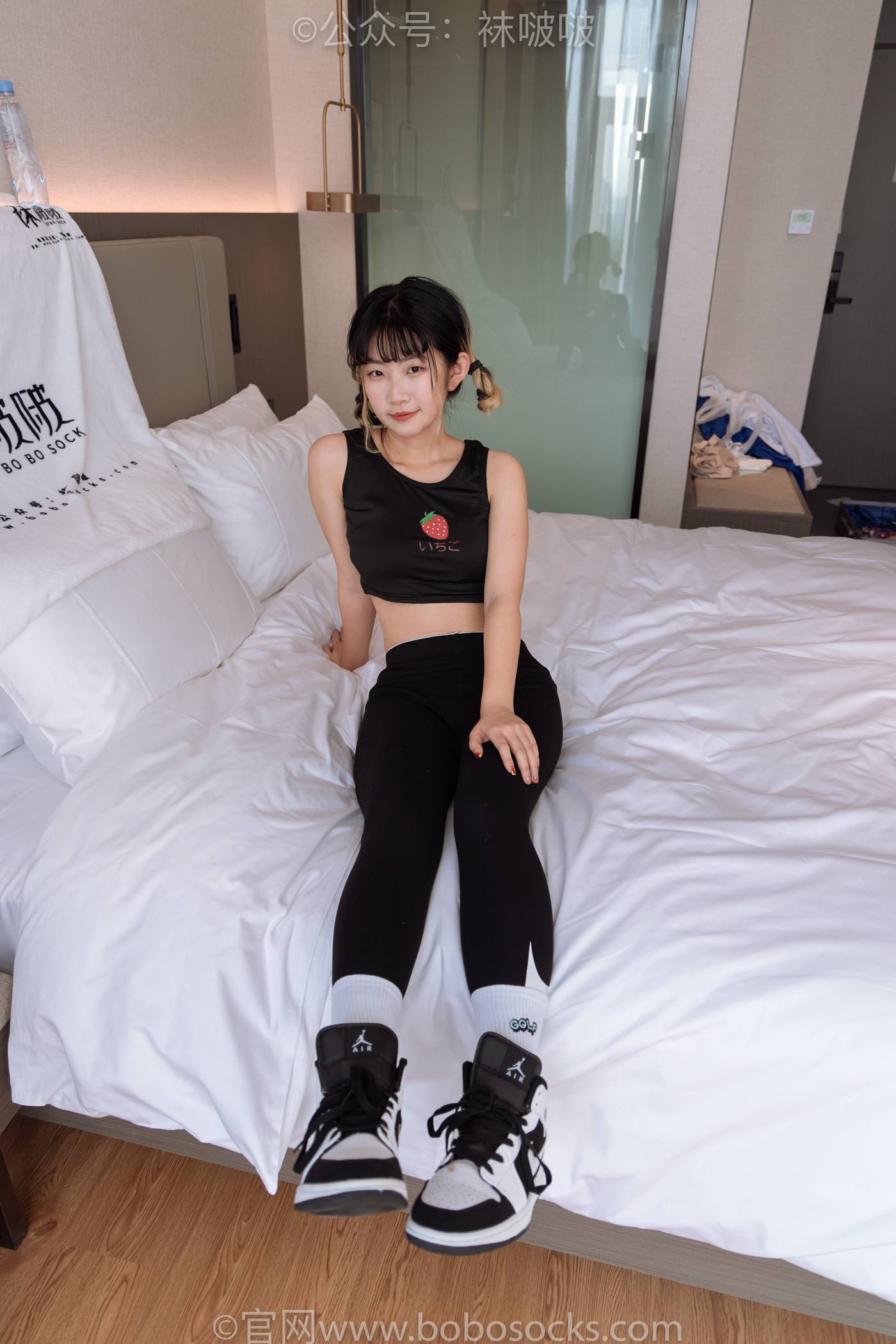 图片[3]-[BoBoSocks袜啵啵]NO.059 砂糖-AJ板鞋、白棉袜、裸足 [142P/1V/6.72GB]-美图