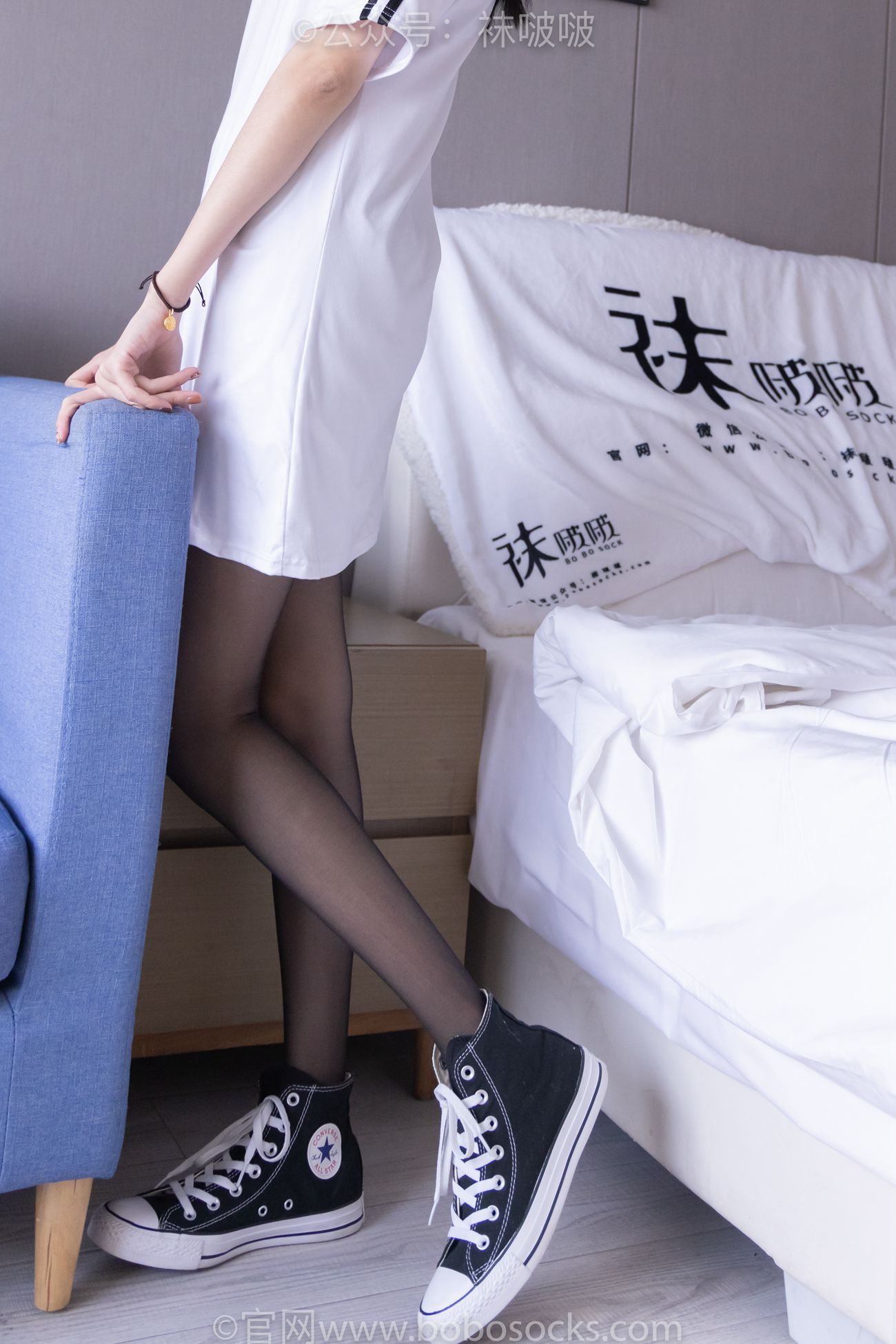 图片[2]-[BoBoSocks袜啵啵]NO.067 稚予-匡威帆布鞋、黑丝 [125P/1V/4.83GB]-美图