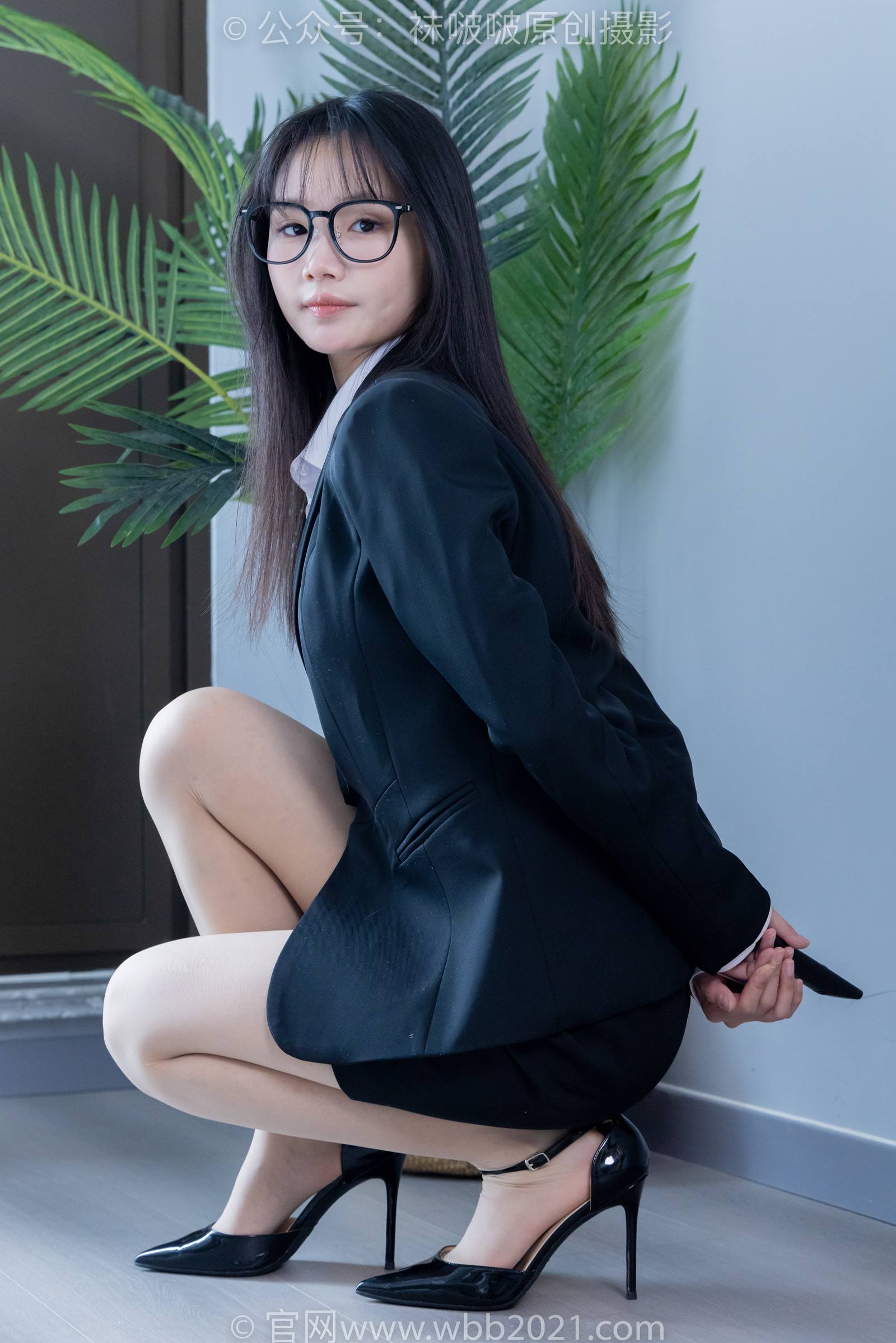 图片[4]-[BoBoSocks袜啵啵]NO.338 甜甜圈-高跟鞋、肉丝、ol风[150P/1V/6.54GB]-美图