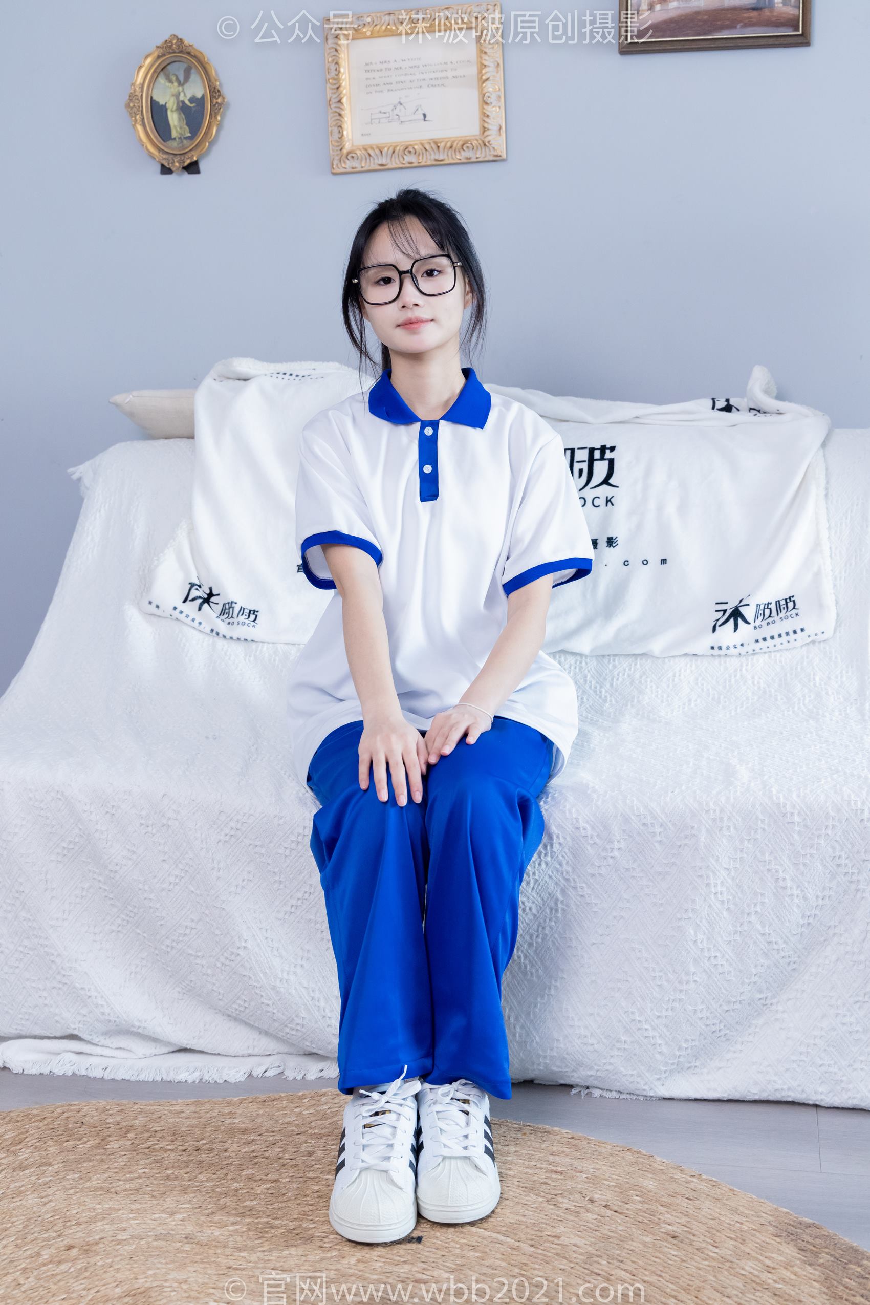 图片[3]-[BoBoSocks袜啵啵]NO.351 甜甜圈-板鞋、白棉袜、肉丝、校服裤里丝[150P/1V/6.88GB]-美图