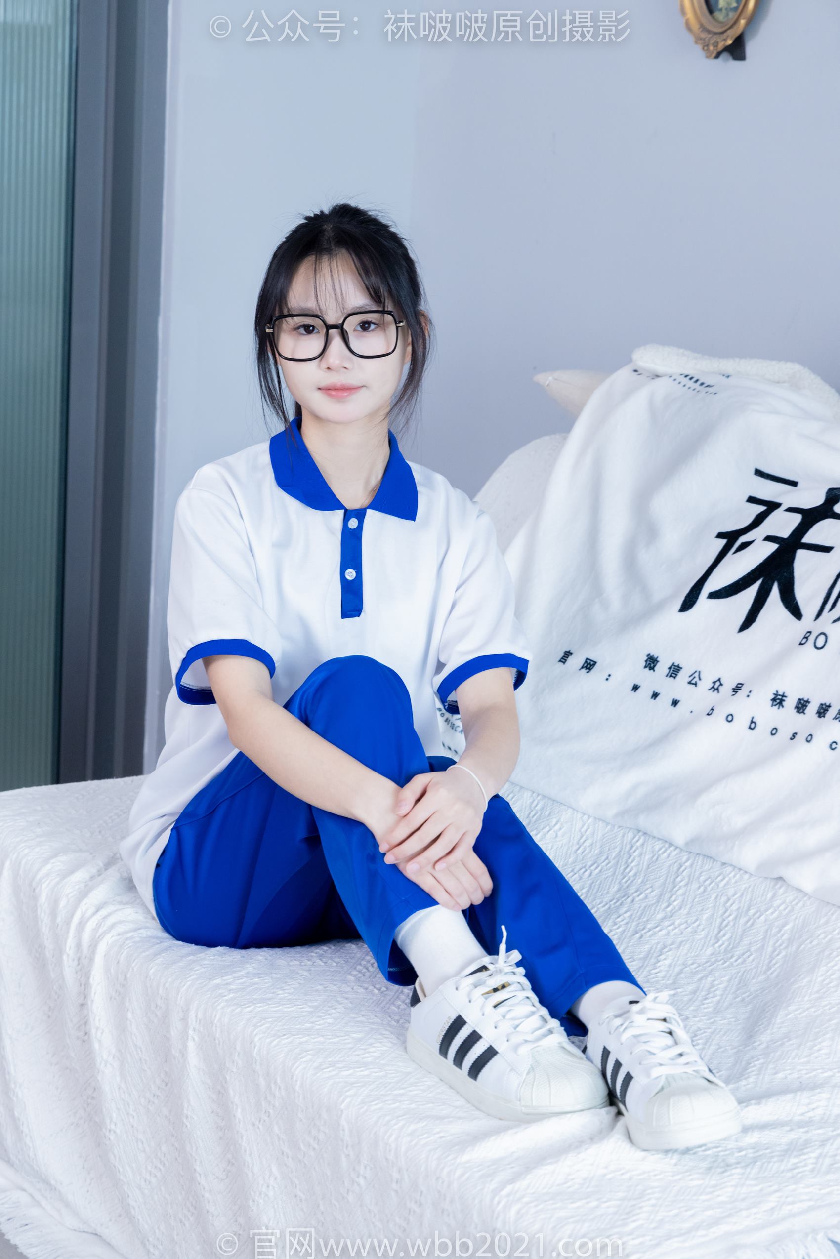 图片[4]-[BoBoSocks袜啵啵]NO.351 甜甜圈-板鞋、白棉袜、肉丝、校服裤里丝[150P/1V/6.88GB]-美图