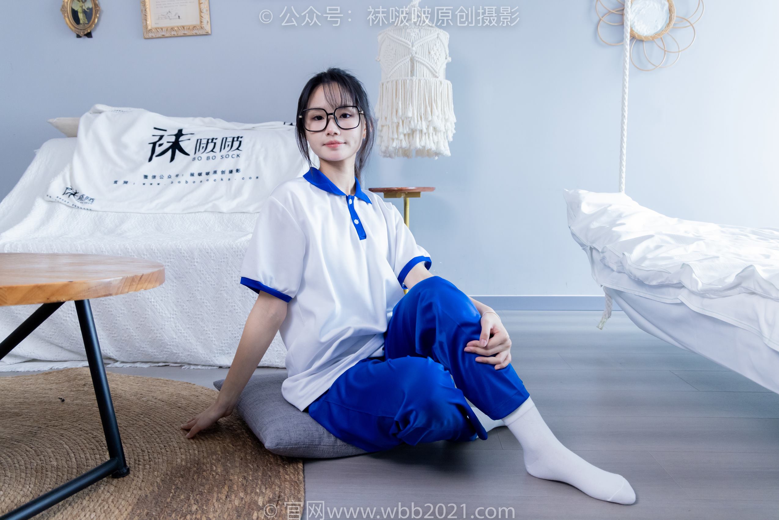 图片[6]-[BoBoSocks袜啵啵]NO.351 甜甜圈-板鞋、白棉袜、肉丝、校服裤里丝[150P/1V/6.88GB]-美图