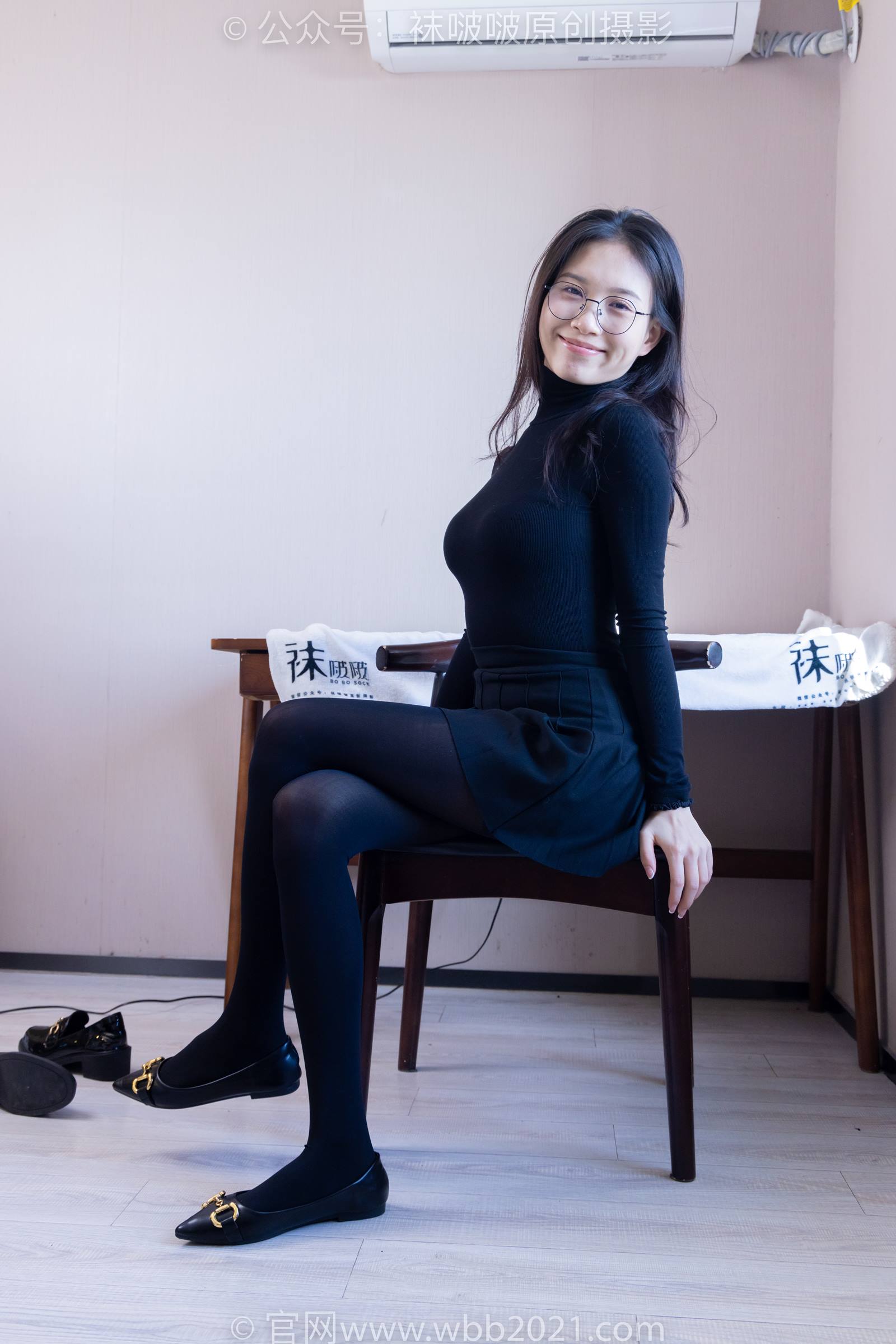 图片[5]-[BoBoSocks袜啵啵]NO.313 芝士-皮鞋、平底鞋、厚黑丝、厚黑丝大腿袜[150P/1V/6.30GB]-美图