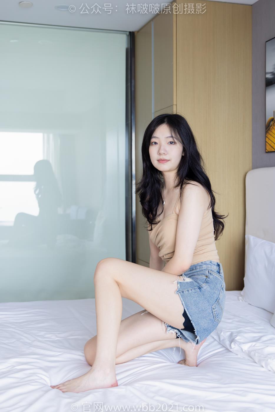 图片[4]-[BoBoSocks袜啵啵]NO.275小甜豆-高跟鞋、板鞋、单腿黑丝、单腿白棉袜、裸足[200P/1V/8.14GB]-美图