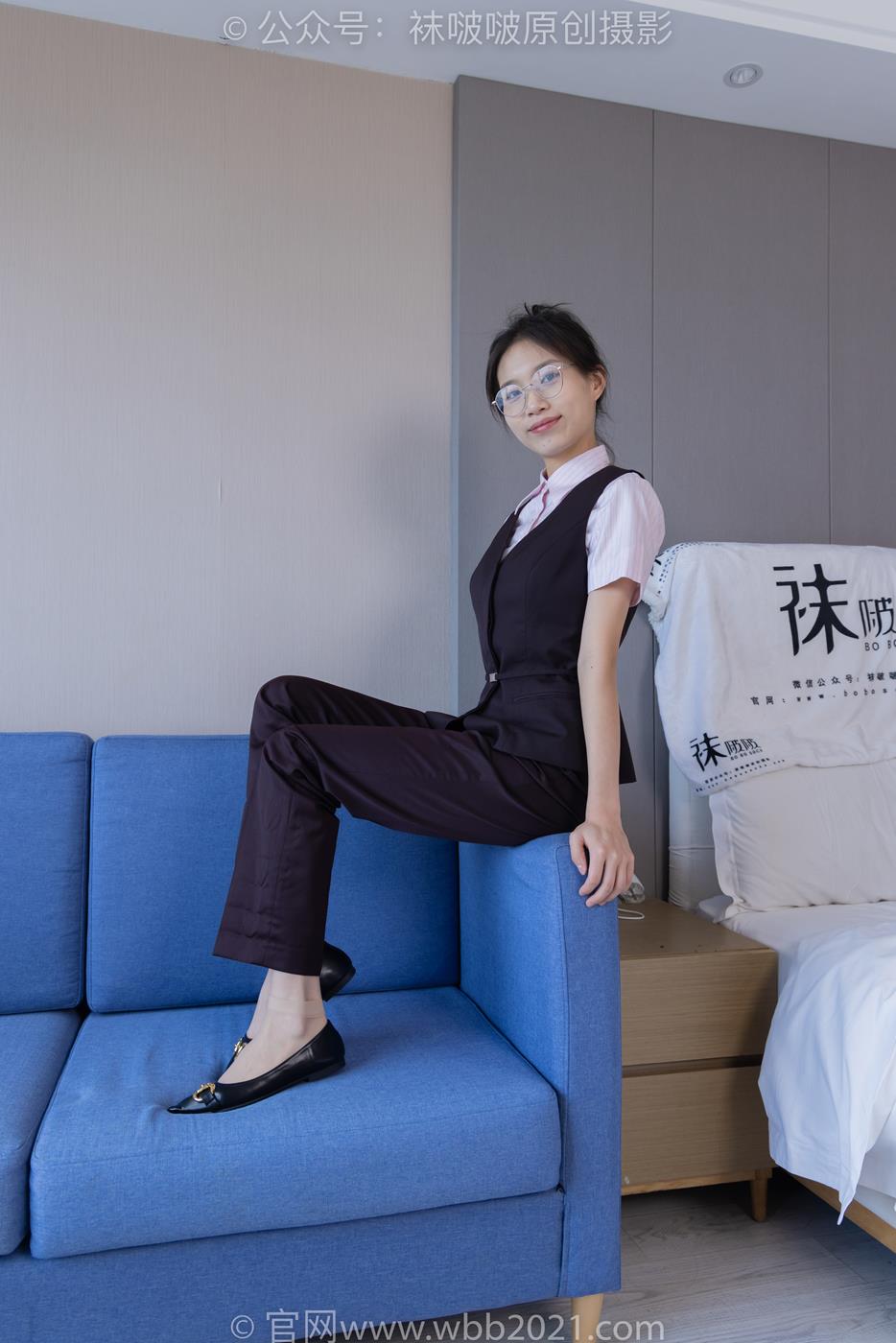 图片[3]-[BoBoSocks袜啵啵]NO.271 芝士-平底鞋、短肉丝、银行至服[147P/1V/6.04GB]-美图