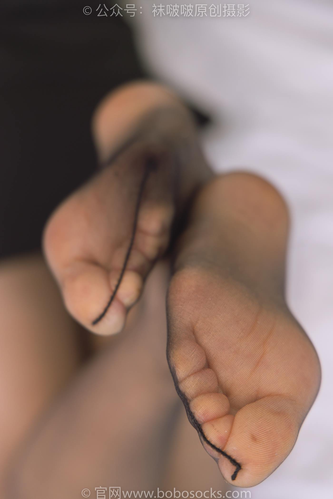 图片[1]-[BoBoSocks袜啵啵]NO.216 小甜豆-两双高跟鞋、肉丝、油亮黑丝[145P/1V/5.86GB]-美图