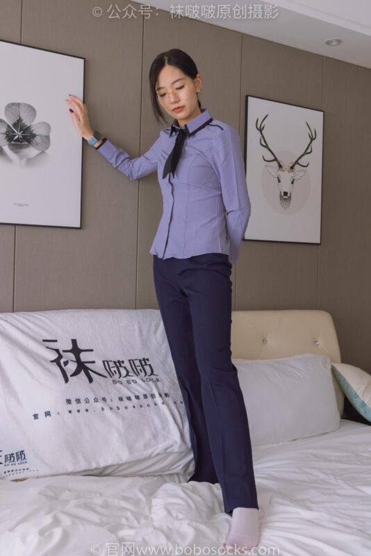 [BoBoSocks袜啵啵]NO.178 小甜豆-高跟鞋、厚白丝、ol风裤里丝[140P/1V/5.77GB]-美图
