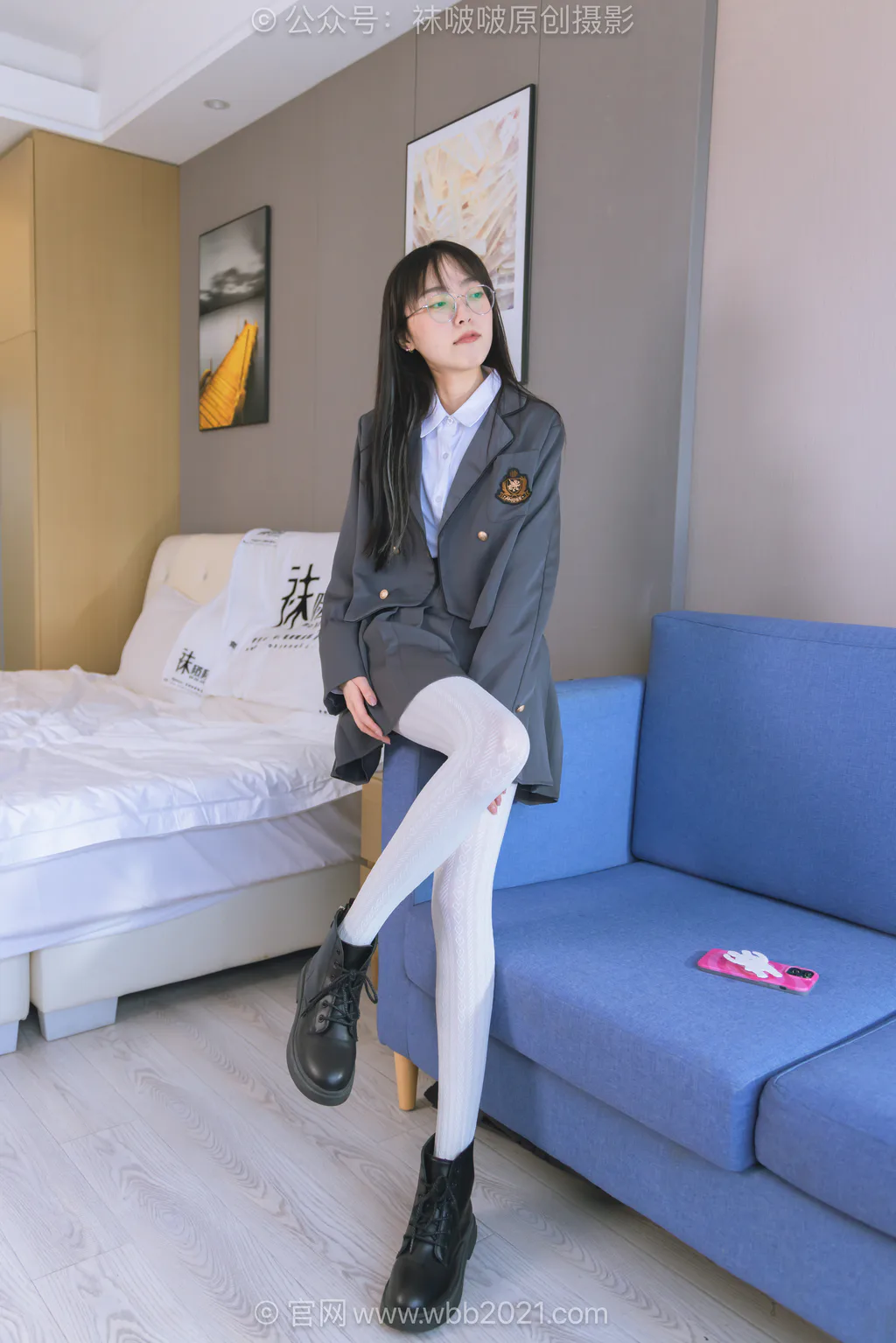 图片[2]-[BoBoSocks袜啵啵]NO.637 稚予-短靴、厚白丝、学苑风[140P/1V/5.69GB]-美图