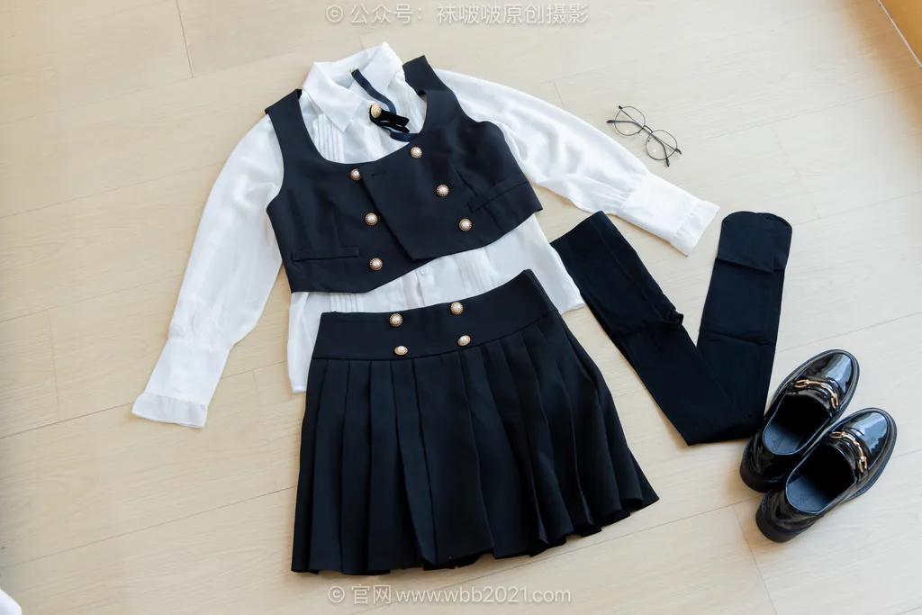 图片[2]-[BoBoSocks袜啵啵]NO.653 小甜豆-皮鞋、厚黑丝、瑜伽动作[146P/1V/5.59GB]-美图