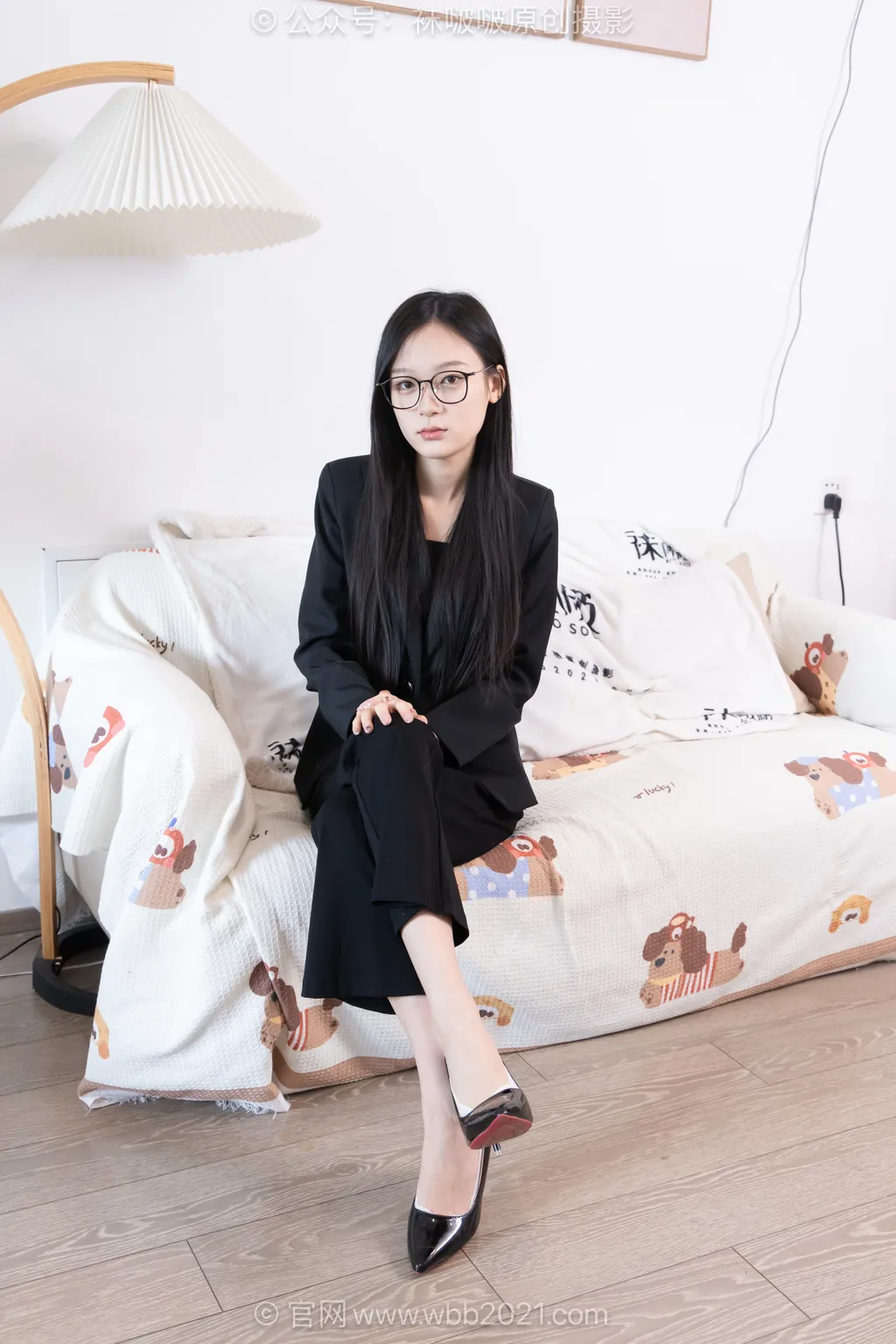 图片[2]-[BoBoSocks袜啵啵]NO.617 焦糖-高跟鞋、短肉丝、白船袜、裸足、ol至服[220P/1V/7.51GB]-美图