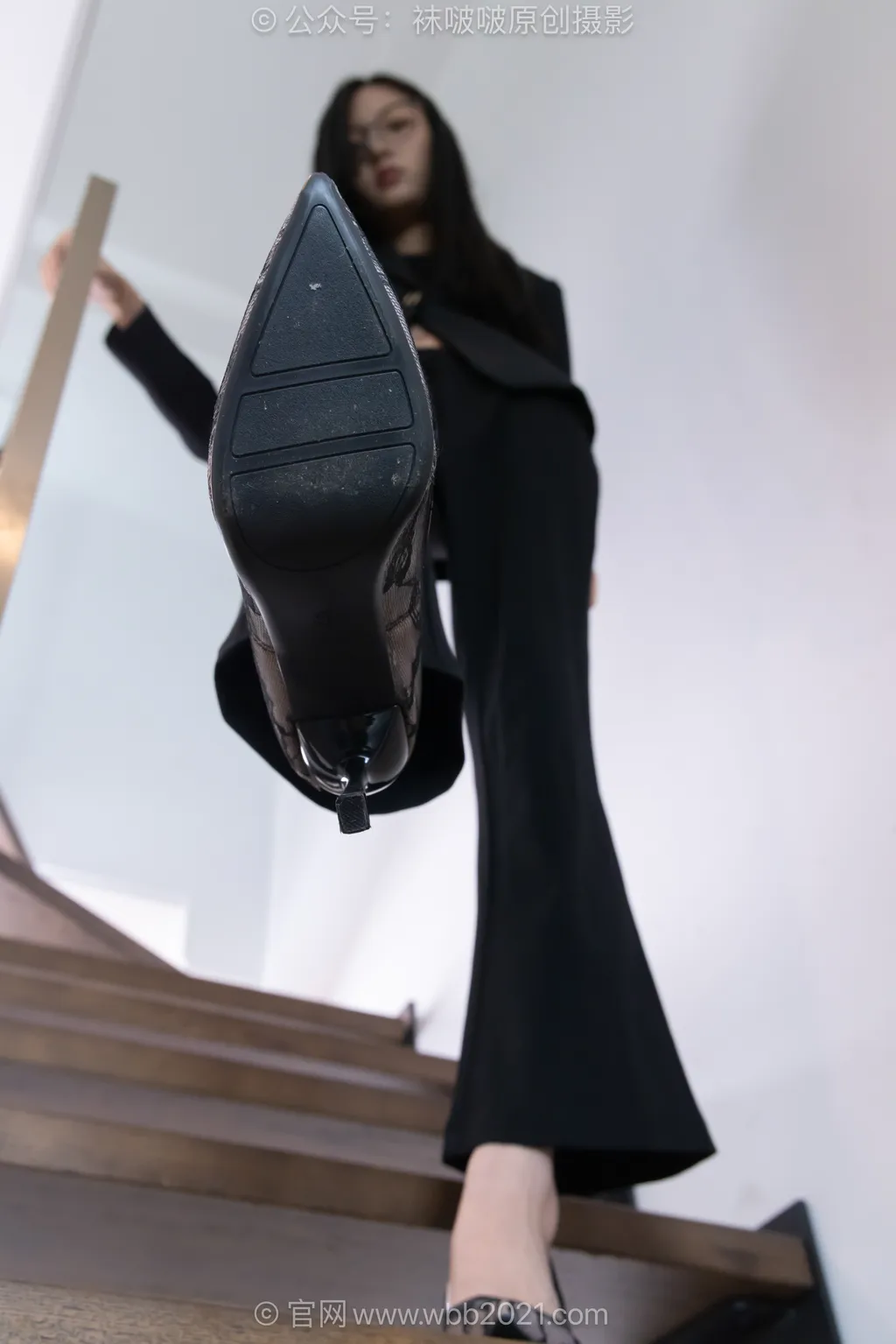 图片[3]-[BoBoSocks袜啵啵]NO.617 焦糖-高跟鞋、短肉丝、白船袜、裸足、ol至服[220P/1V/7.51GB]-美图