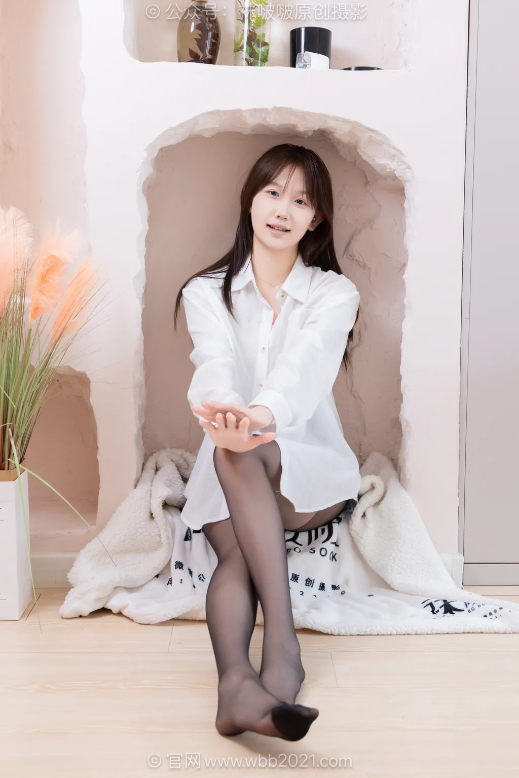 [BoBoSocks袜啵啵]NO.618 香菜-帆布鞋、薄黑丝[146P/1V/5.88GB]-美图