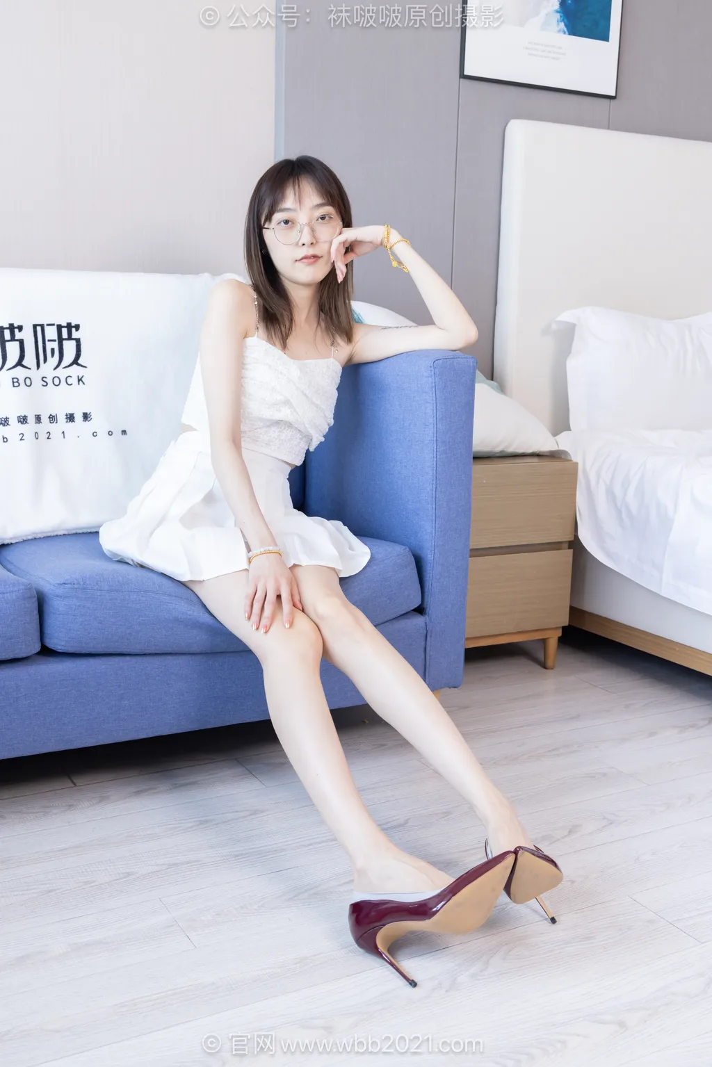 图片[3]-[BoBoSocks袜啵啵]NO.621 稚予-高跟鞋、浅灰色船袜、裸足[140P/1V/5.18GB]-美图