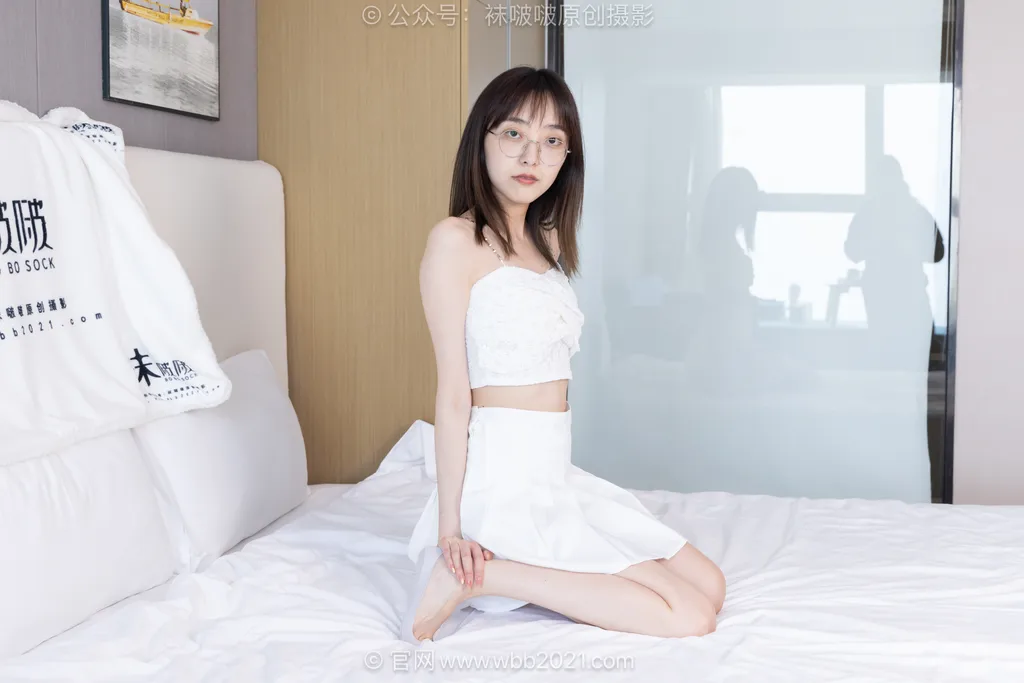 图片[4]-[BoBoSocks袜啵啵]NO.621 稚予-高跟鞋、浅灰色船袜、裸足[140P/1V/5.18GB]-美图