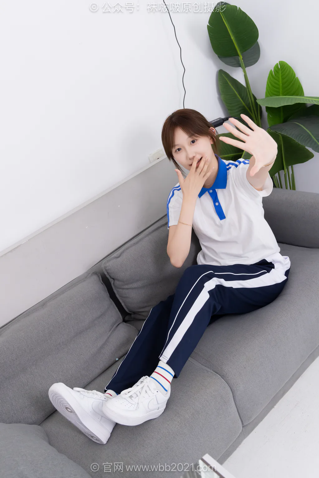 图片[2]-[BoBoSocks袜啵啵]NO.633 香菜-板鞋、白棉袜、裸足、校服[191P/1V/6.63GB]-美图