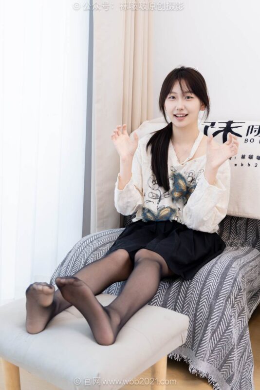 [BoBoSocks袜啵啵]NO.602 香菜-长靴、白棉袜、薄黑丝[144P/1V/5.51GB]-美图