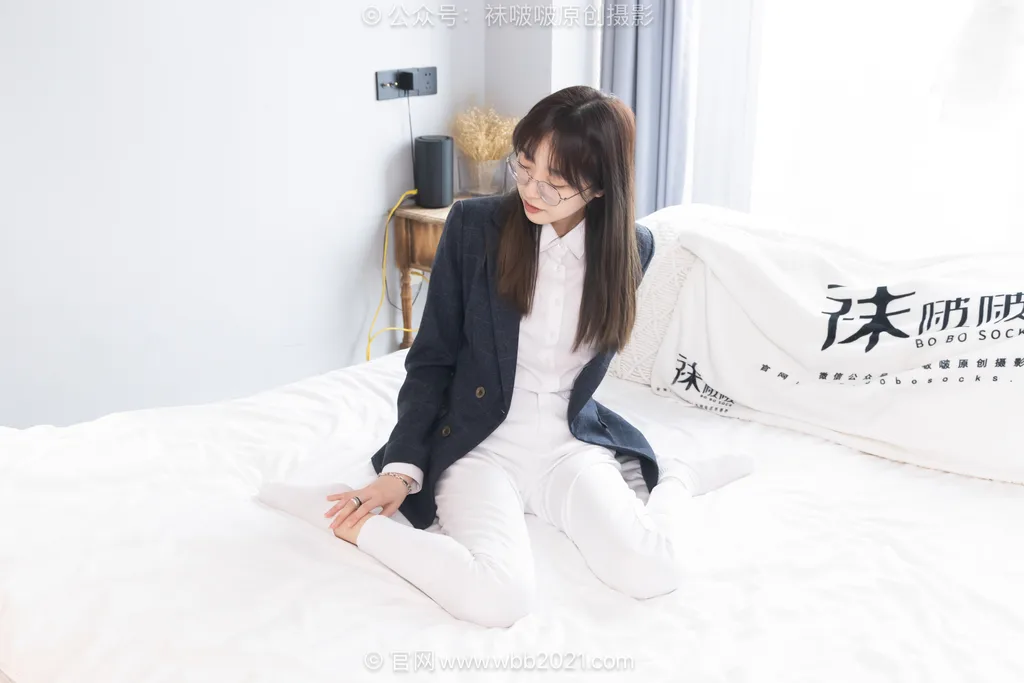 图片[4]-[BoBoSocks袜啵啵]NO.613 稚予-长靴、板鞋、白棉袜、裸足[160P/1V/6.28GB]-美图