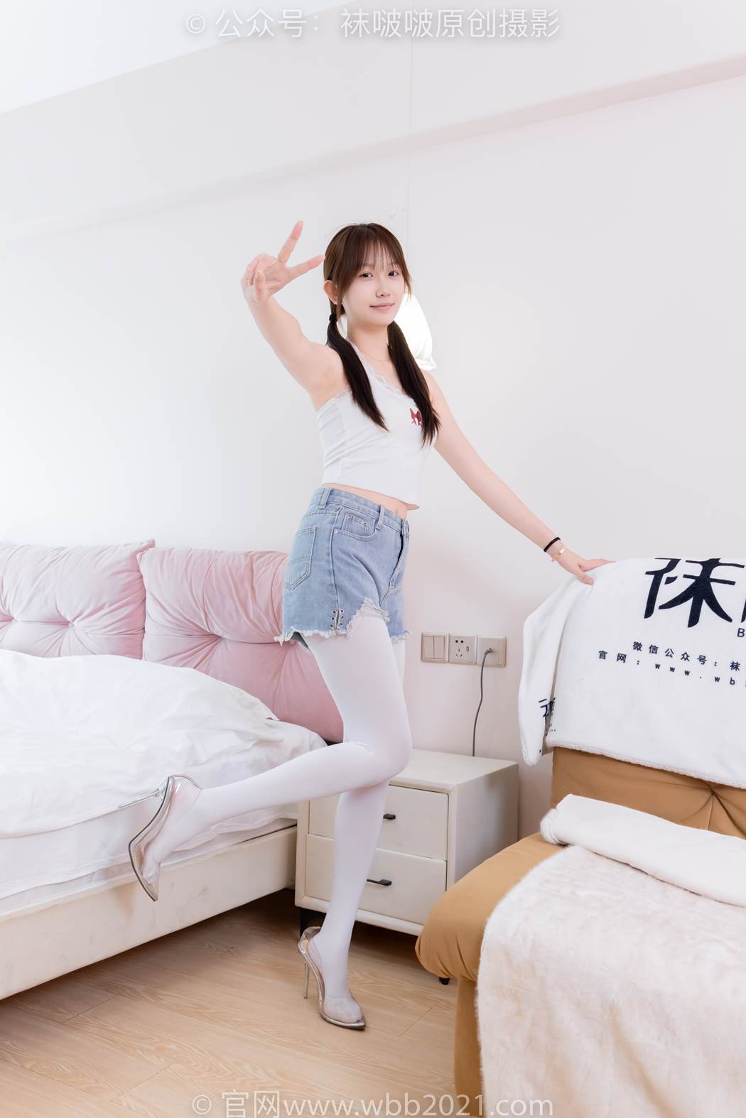 图片[1]-[BoBoSocks袜啵啵]NO.582 香菜-高跟鞋、厚白丝、裸足[152P/1V/5.82GB]-美图