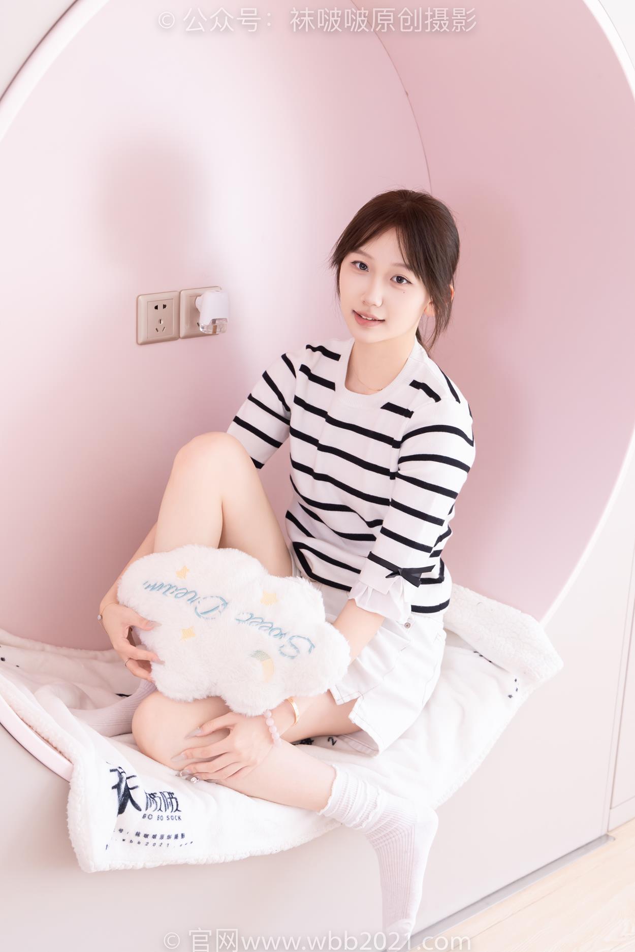 图片[4]-[BoBoSocks袜啵啵]NO.556 香菜-帆布鞋、白棉袜、裸足[149P/1V/5.75GB]-美图