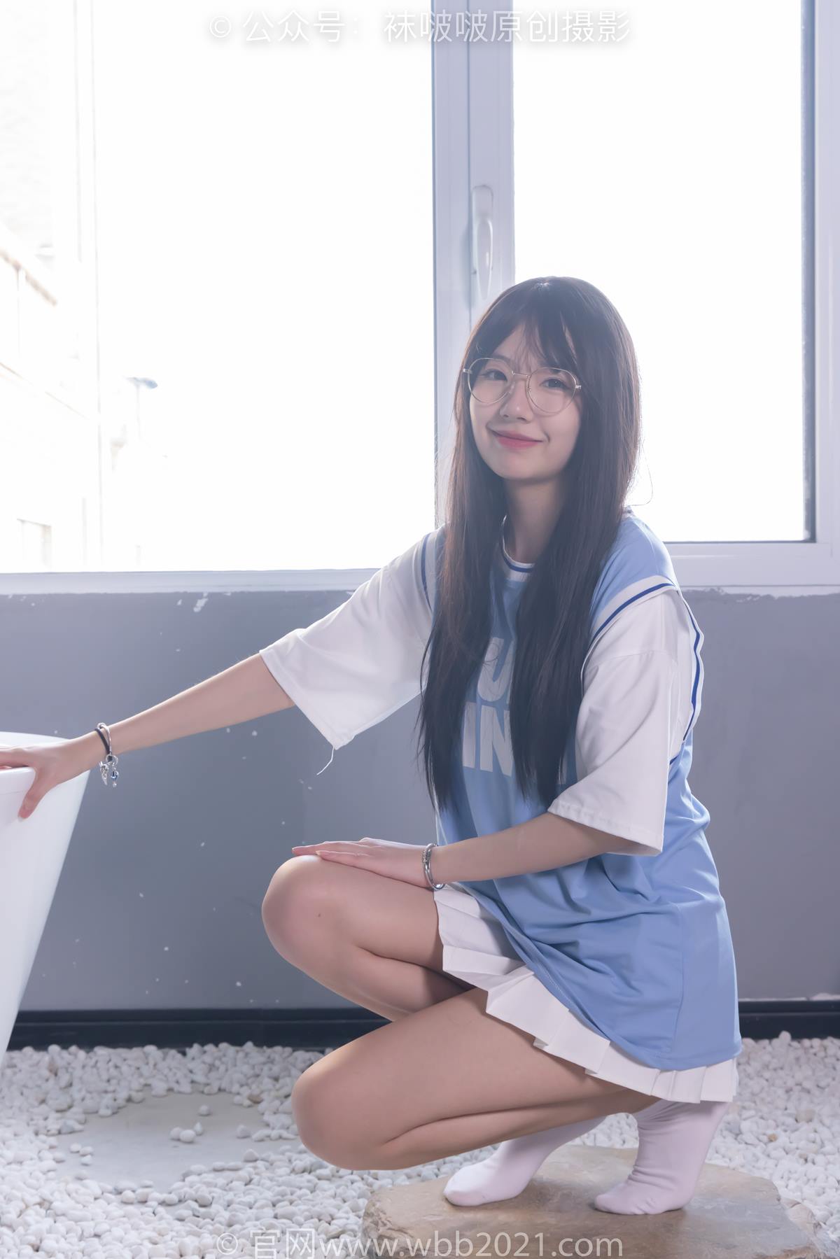 图片[4]-[BoBoSocks袜啵啵]NO.561 小甜豆-板鞋、短白棉袜、裸足[155P/1V/5.76GB]-美图