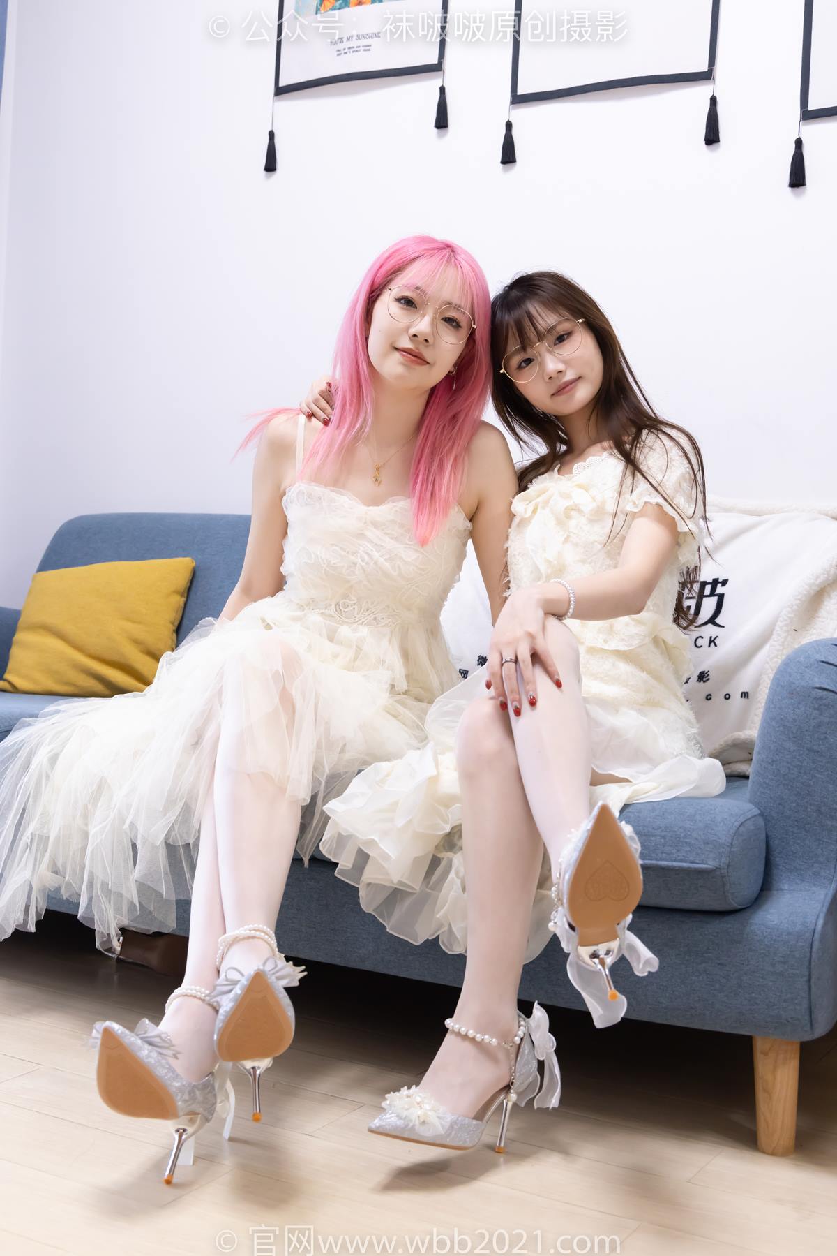 图片[3]-[BoBoSocks袜啵啵]NO.563 小甜豆甜甜圈-高跟鞋、油亮白丝、裸足[215P/1V/8.40GB]-美图