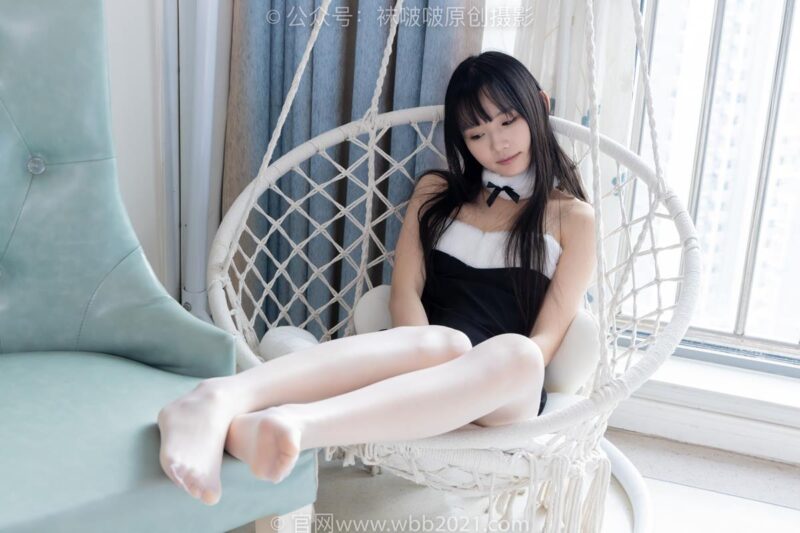 [BoBoSocks袜啵啵]NO.544 甜甜圈-高跟鞋、油亮薄白丝、裸足、踩小人和奶油泡芙剧情[172P/1V/8.20GB]-美图