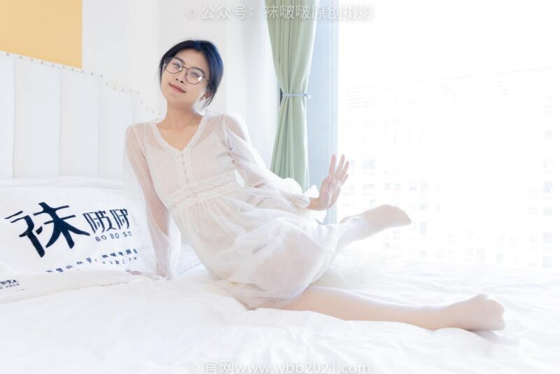 [BoBoSocks袜啵啵]NO.532 奶油-平底鞋、厚肉丝、瑜伽动作,皮筋绑脚老头乐挠脚剧情[140P/1V/5.03GB]-美图